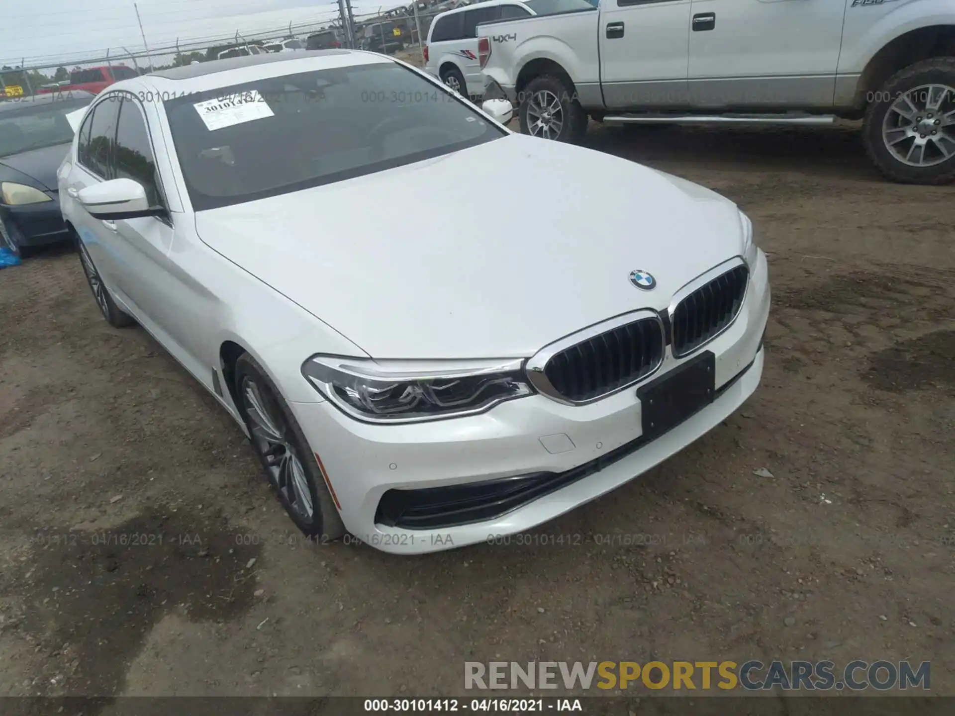 1 Photograph of a damaged car WBAJA5C51KBX88166 BMW 5 SERIES 2019