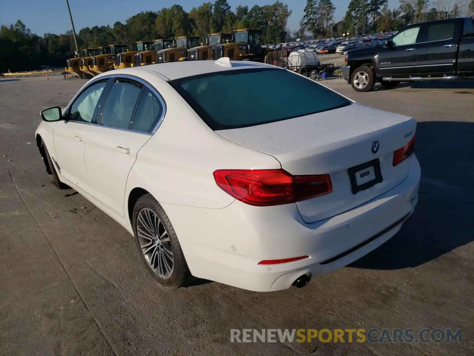 3 Photograph of a damaged car WBAJA5C51KWA57782 BMW 5 SERIES 2019