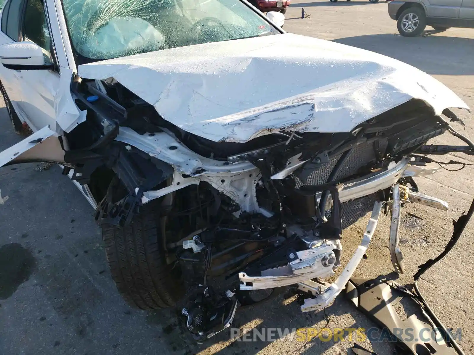 9 Photograph of a damaged car WBAJA5C51KWA57782 BMW 5 SERIES 2019