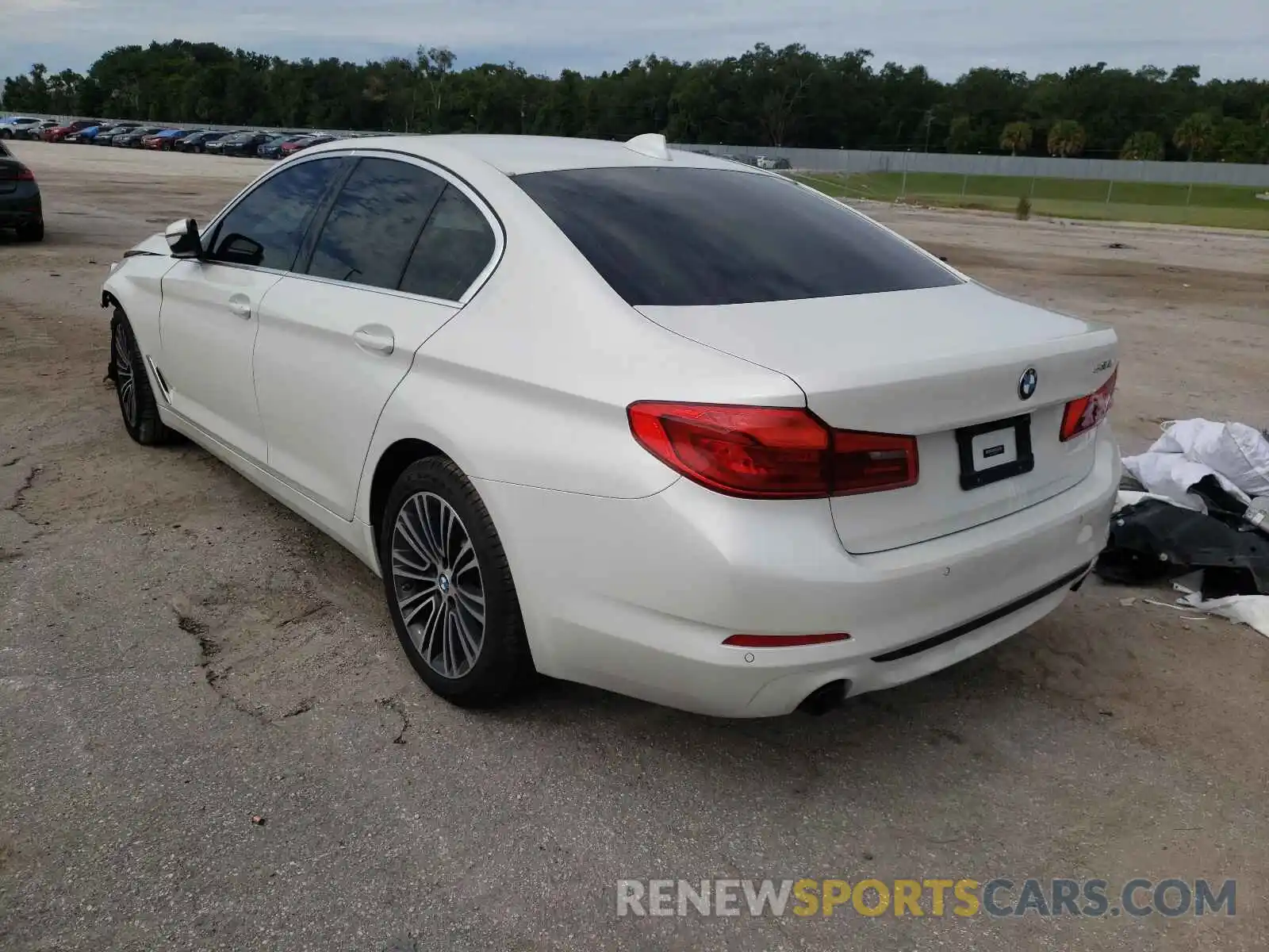 3 Photograph of a damaged car WBAJA5C51KWW07785 BMW 5 SERIES 2019