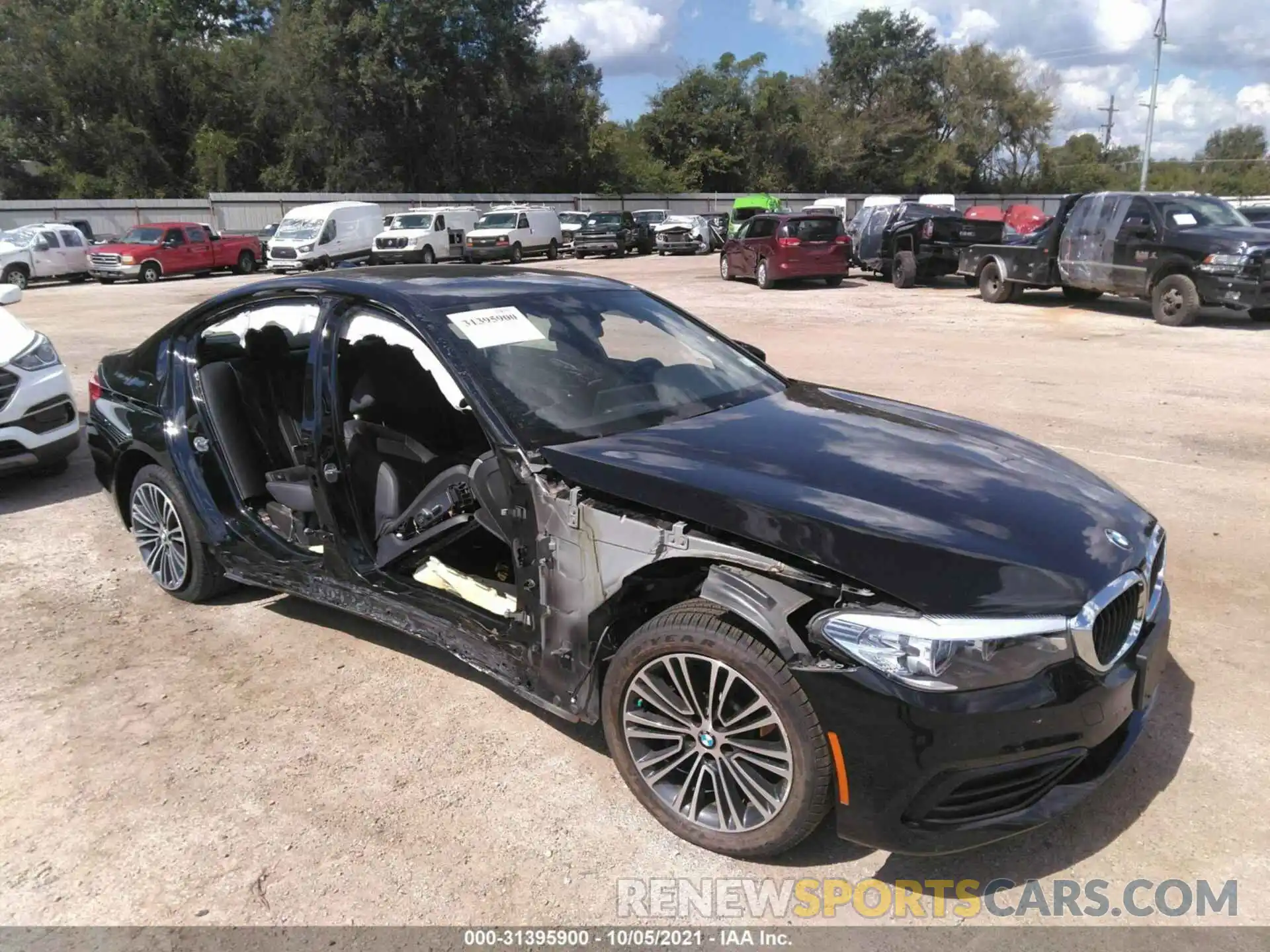 1 Photograph of a damaged car WBAJA5C51KWW16759 BMW 5 SERIES 2019