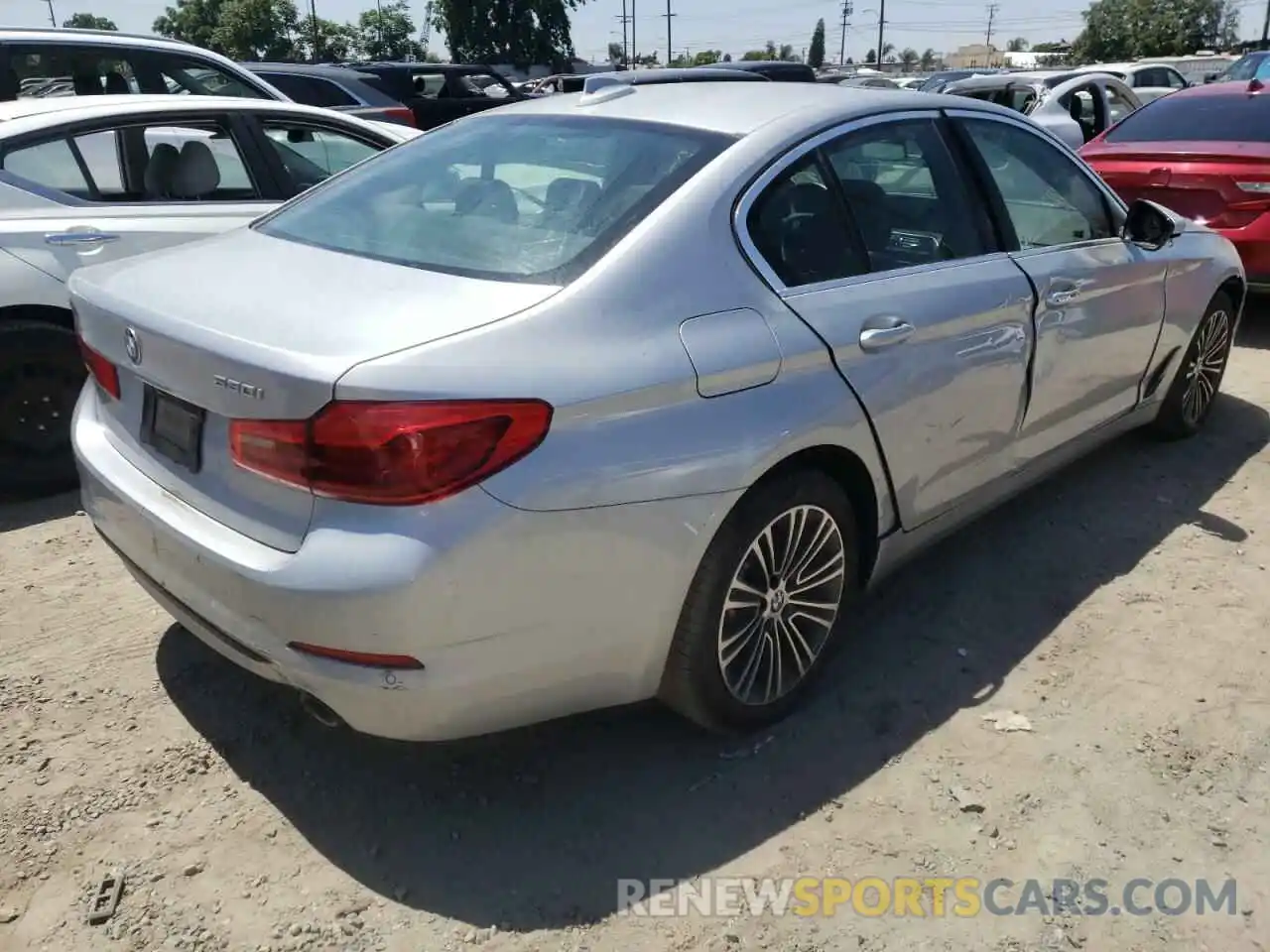 4 Photograph of a damaged car WBAJA5C51KWW22206 BMW 5 SERIES 2019