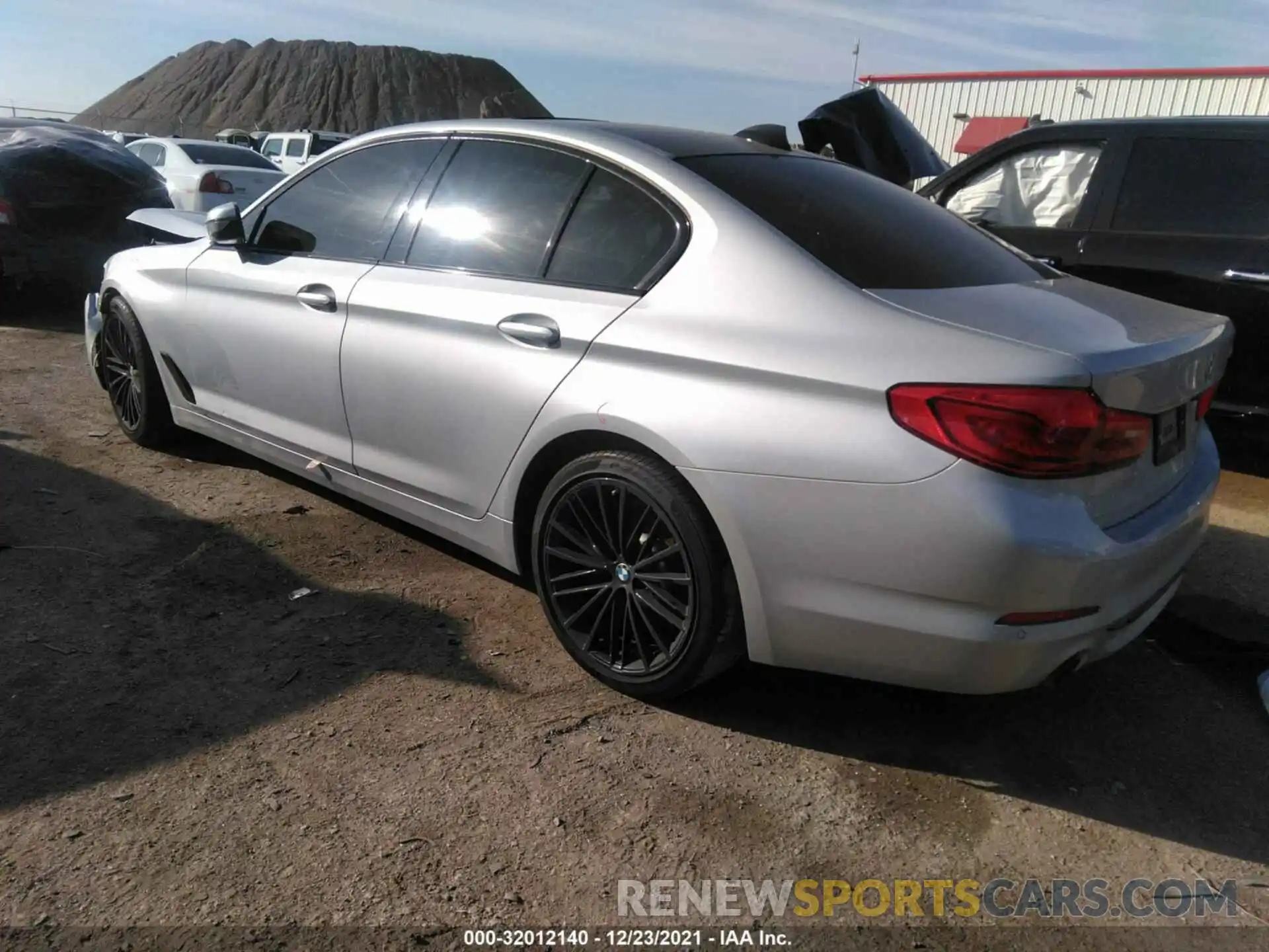 3 Photograph of a damaged car WBAJA5C51KWW46540 BMW 5 SERIES 2019