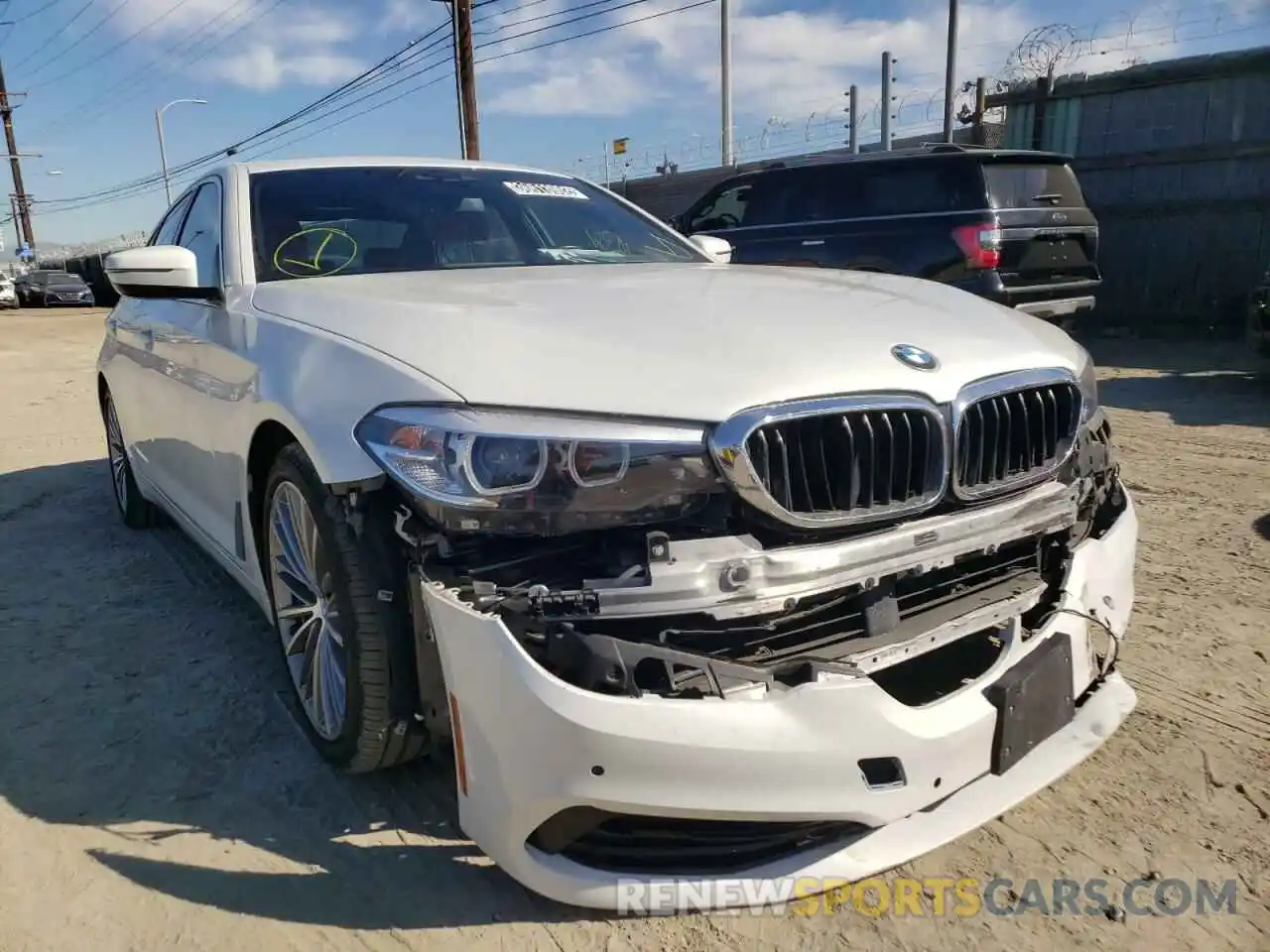 1 Photograph of a damaged car WBAJA5C52KBX46864 BMW 5 SERIES 2019