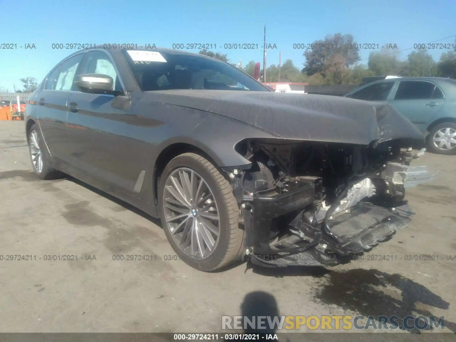 1 Фотография поврежденного автомобиля WBAJA5C52KBX46900 BMW 5 SERIES 2019