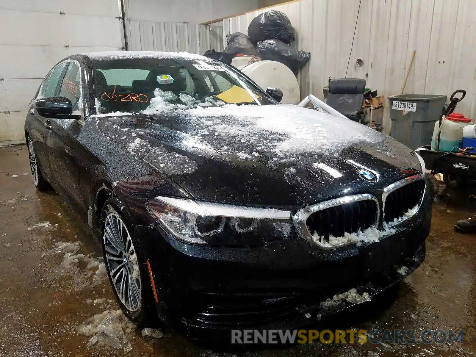 1 Photograph of a damaged car WBAJA5C52KBX86118 BMW 5 SERIES 2019