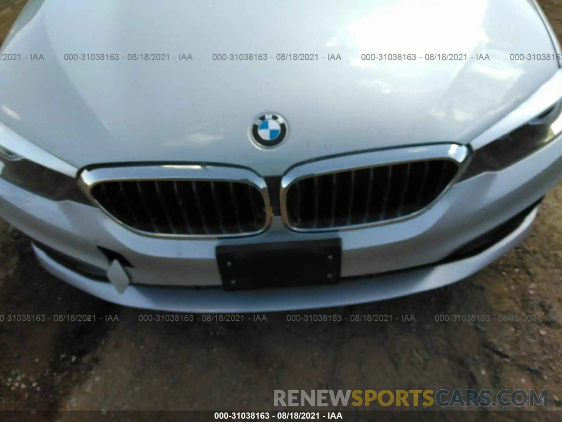 10 Photograph of a damaged car WBAJA5C52KBX87429 BMW 5 SERIES 2019