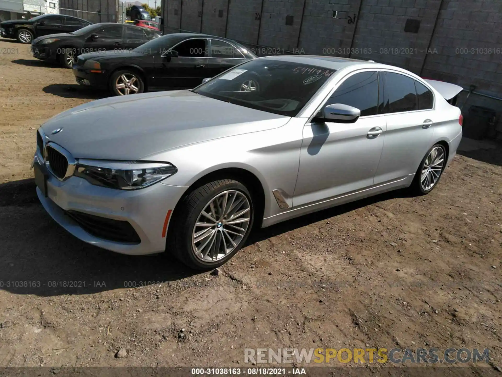 2 Photograph of a damaged car WBAJA5C52KBX87429 BMW 5 SERIES 2019