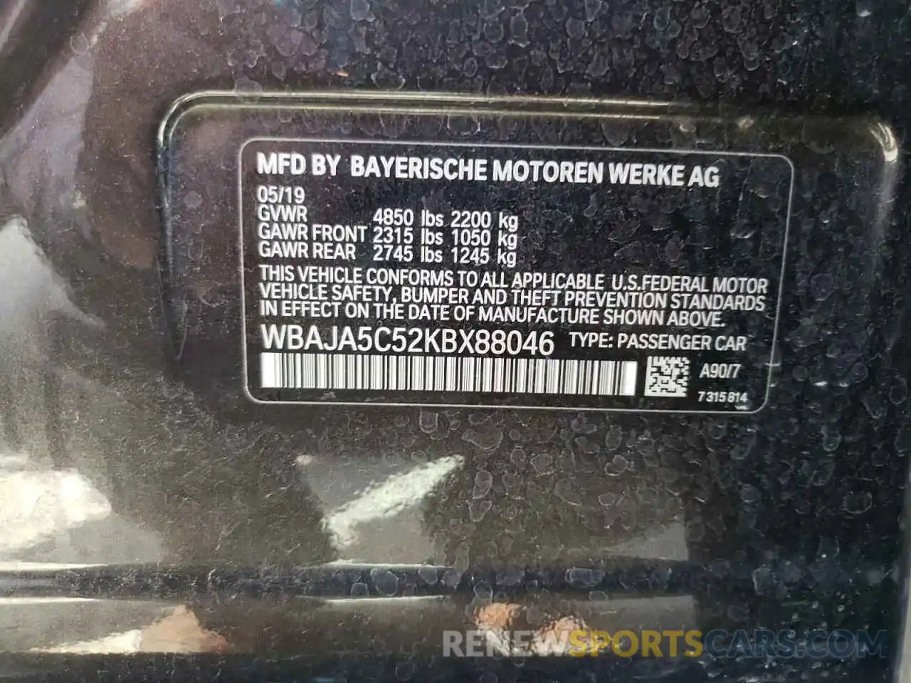 10 Photograph of a damaged car WBAJA5C52KBX88046 BMW 5 SERIES 2019