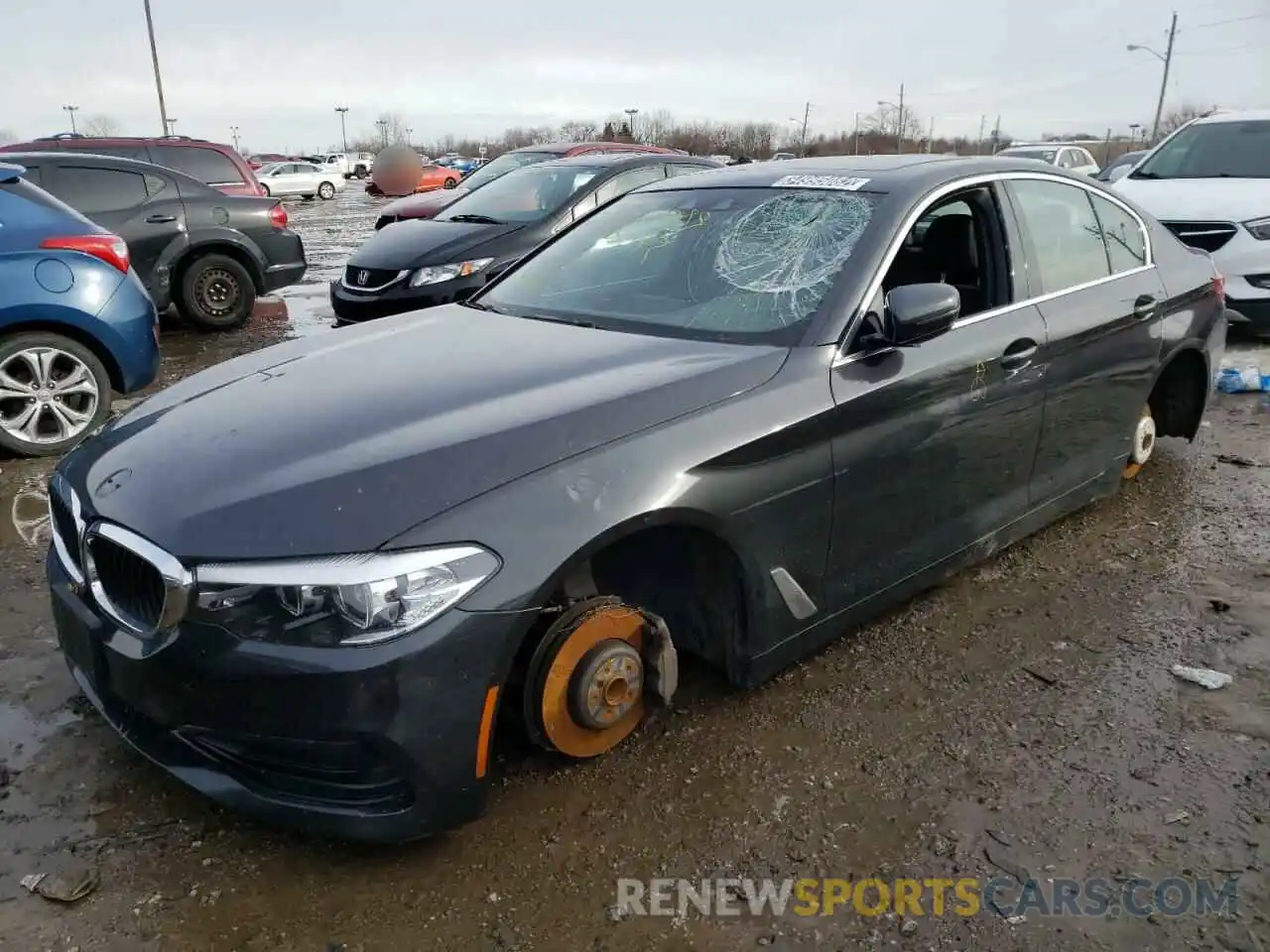 2 Фотография поврежденного автомобиля WBAJA5C52KBX88242 BMW 5 SERIES 2019