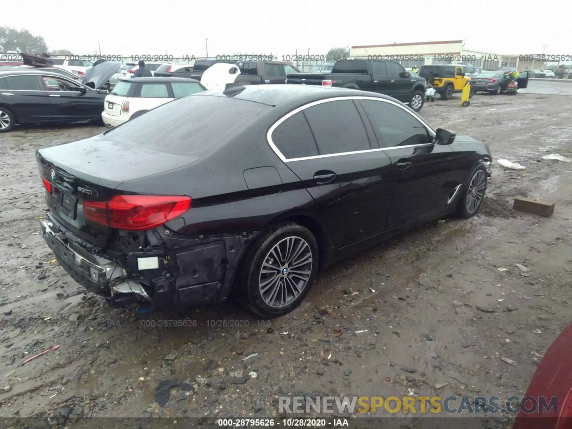 4 Фотография поврежденного автомобиля WBAJA5C52KG901058 BMW 5 SERIES 2019