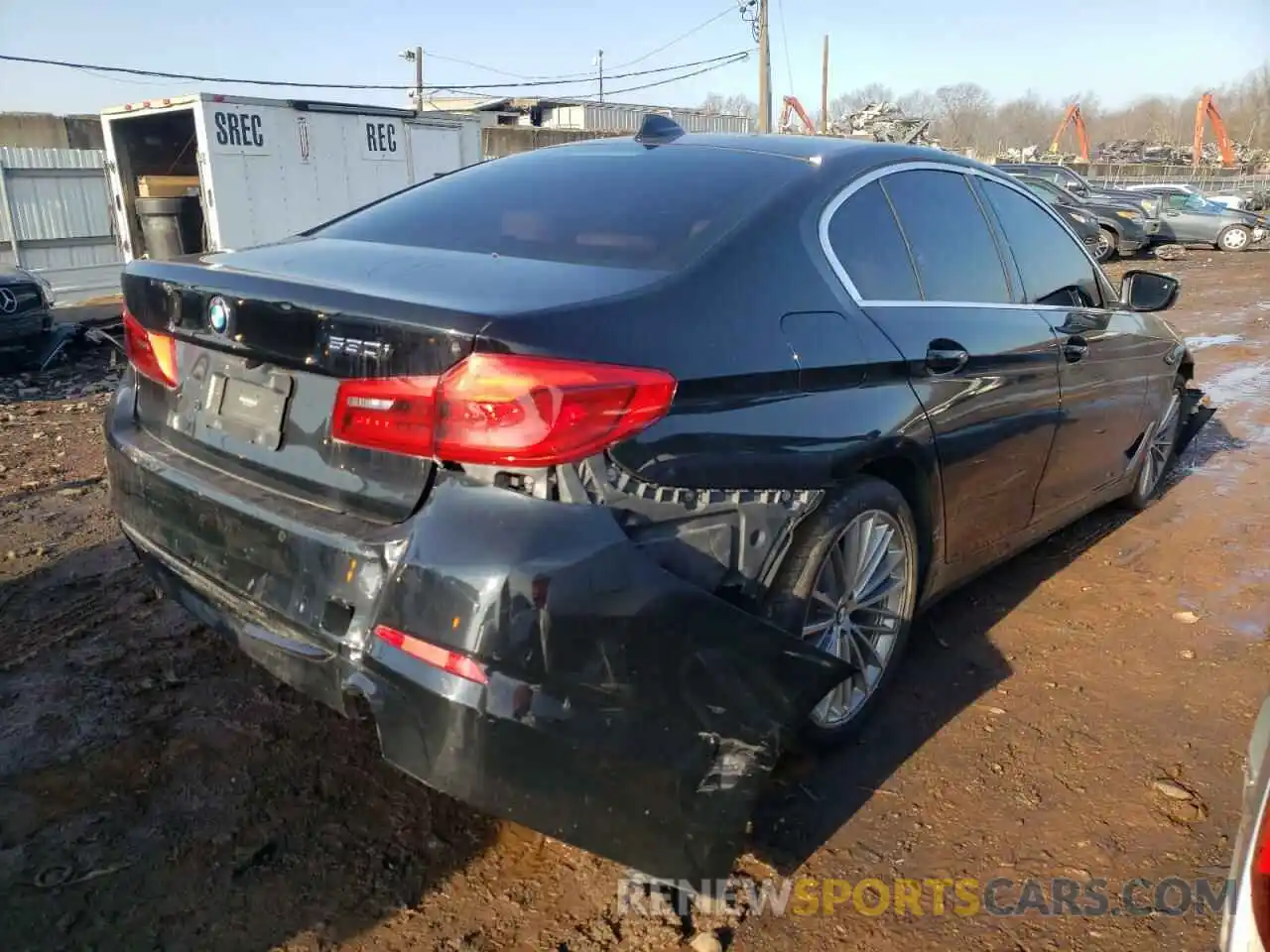 4 Photograph of a damaged car WBAJA5C52KG901092 BMW 5 SERIES 2019