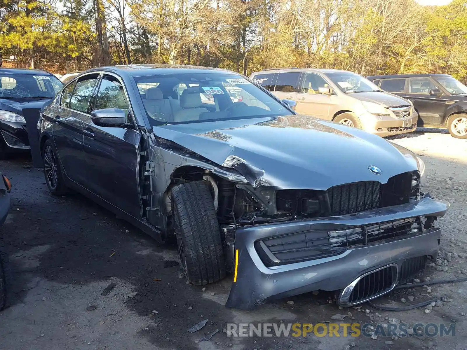 1 Фотография поврежденного автомобиля WBAJA5C52KWW14258 BMW 5 SERIES 2019