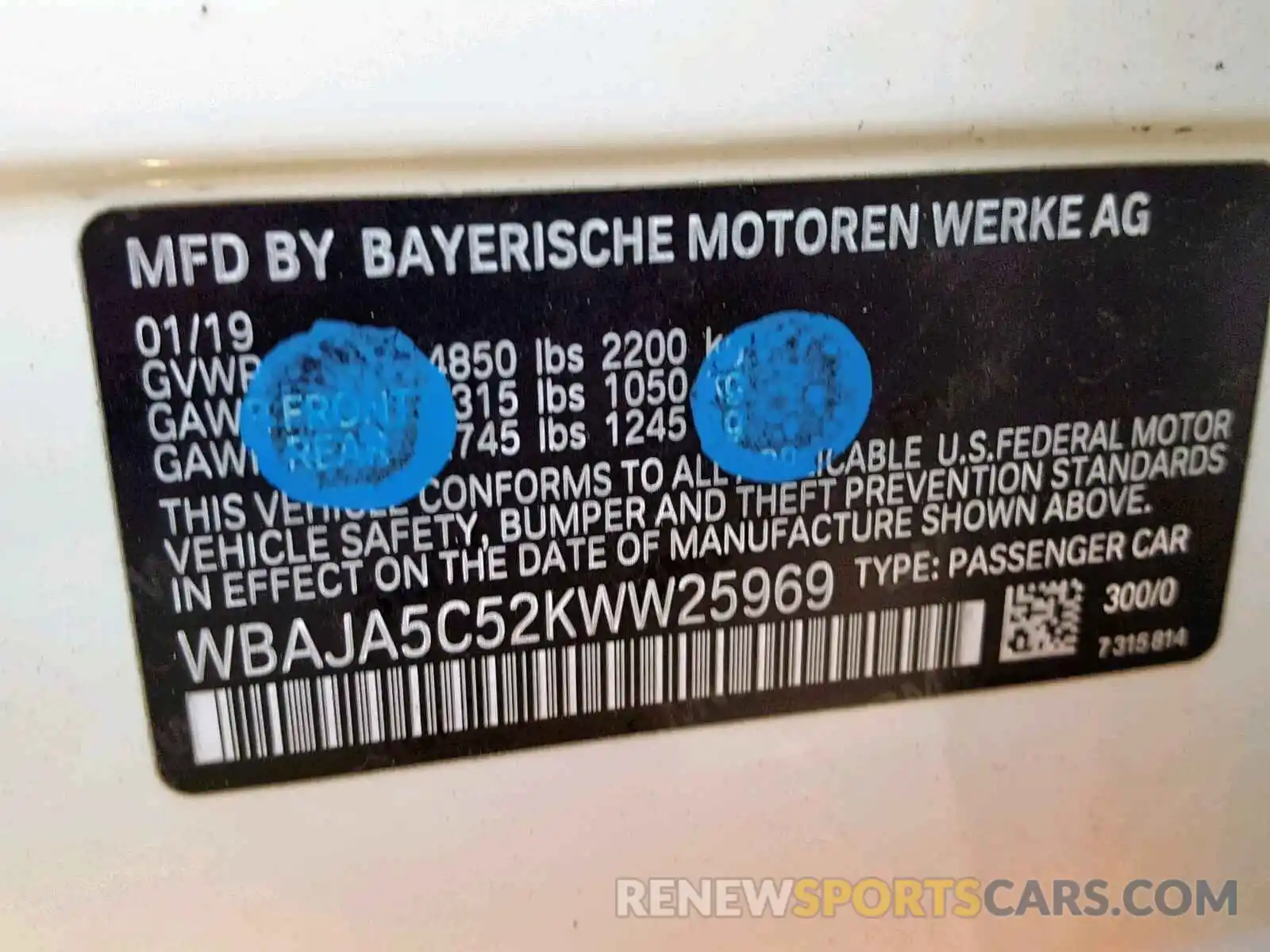 10 Photograph of a damaged car WBAJA5C52KWW25969 BMW 5 SERIES 2019