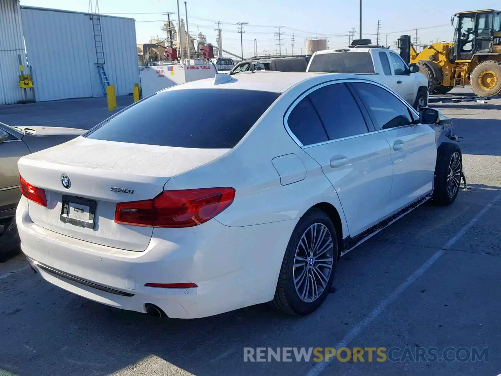 4 Photograph of a damaged car WBAJA5C52KWW25969 BMW 5 SERIES 2019