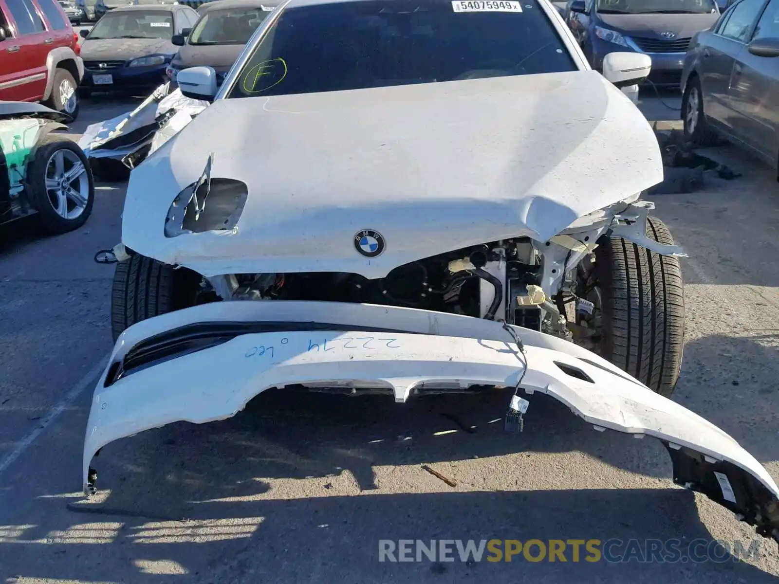 9 Photograph of a damaged car WBAJA5C52KWW25969 BMW 5 SERIES 2019