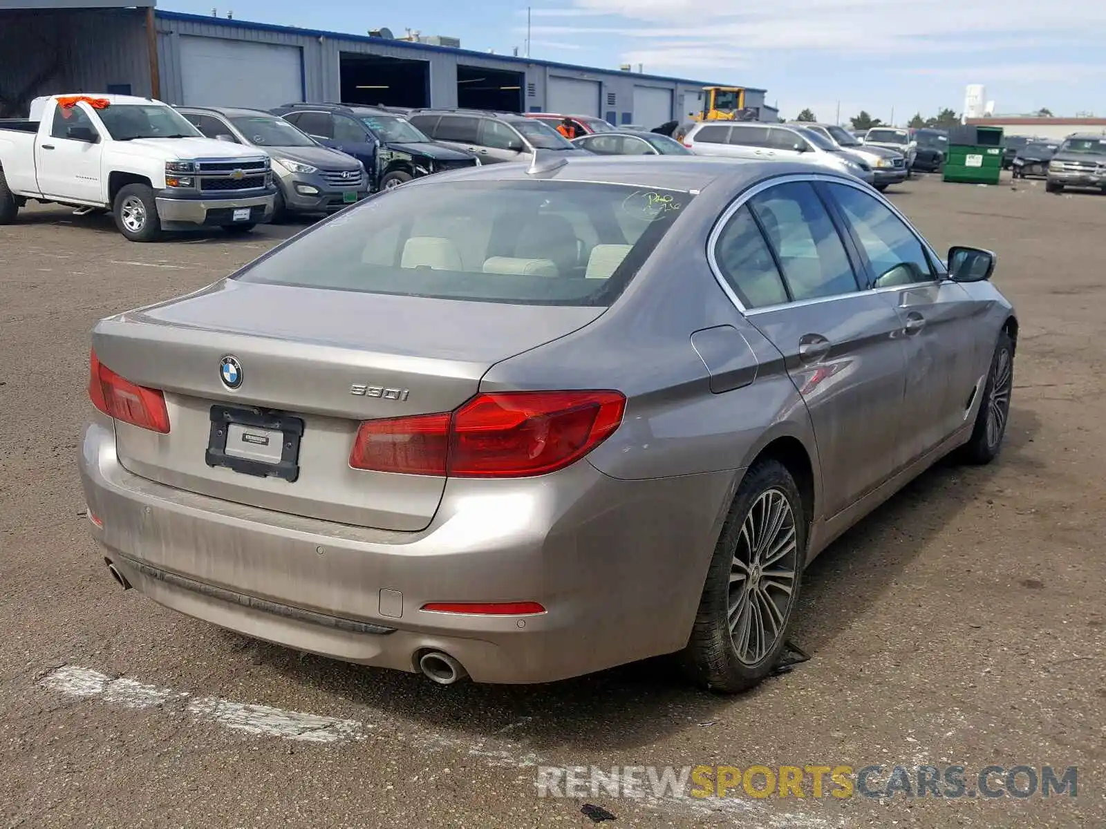 4 Photograph of a damaged car WBAJA5C52KWW43789 BMW 5 SERIES 2019