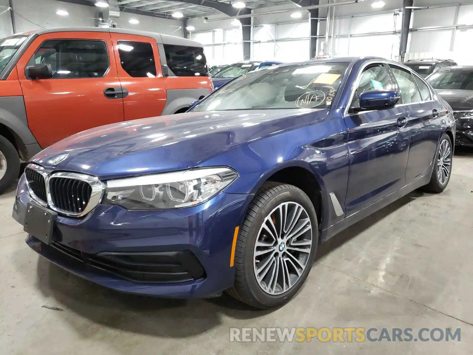 2 Photograph of a damaged car WBAJA5C52KWW49589 BMW 5 SERIES 2019