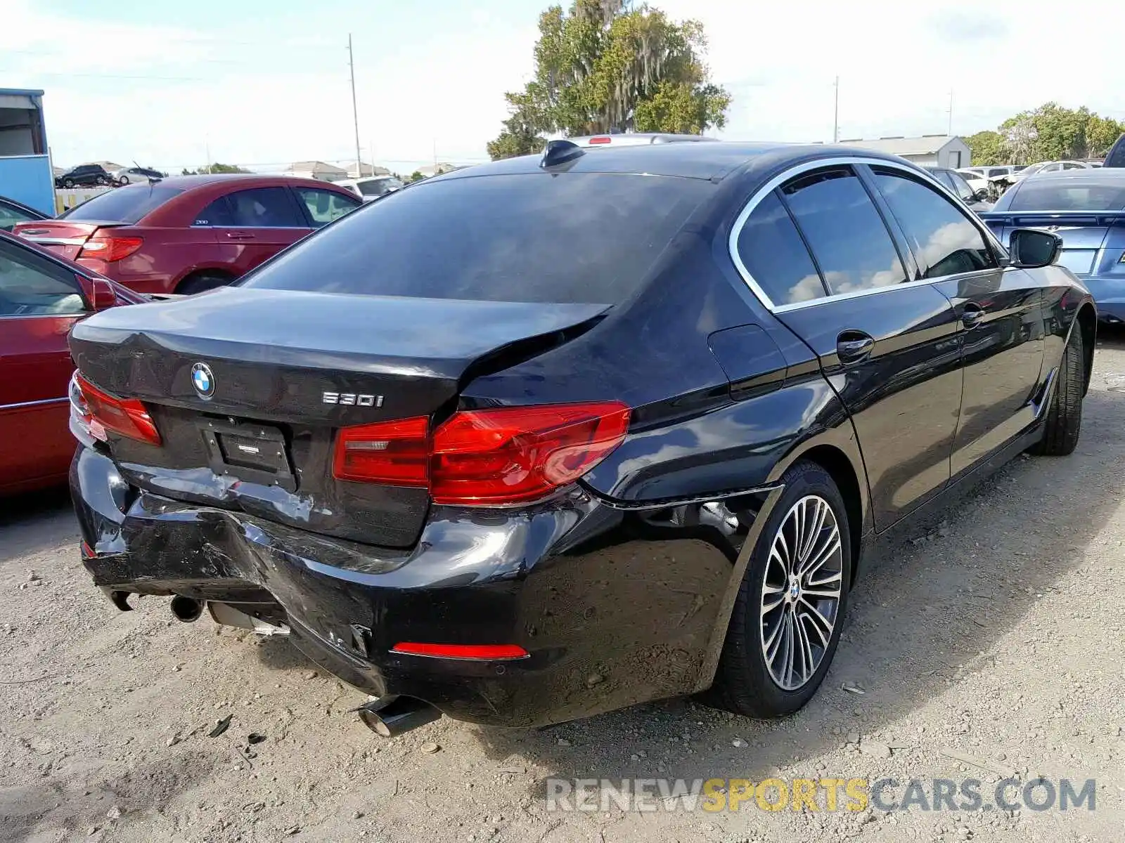 4 Photograph of a damaged car WBAJA5C53KBX46646 BMW 5 SERIES 2019