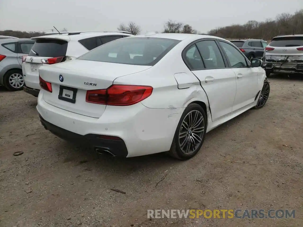 4 Photograph of a damaged car WBAJA5C53KBX86662 BMW 5 SERIES 2019