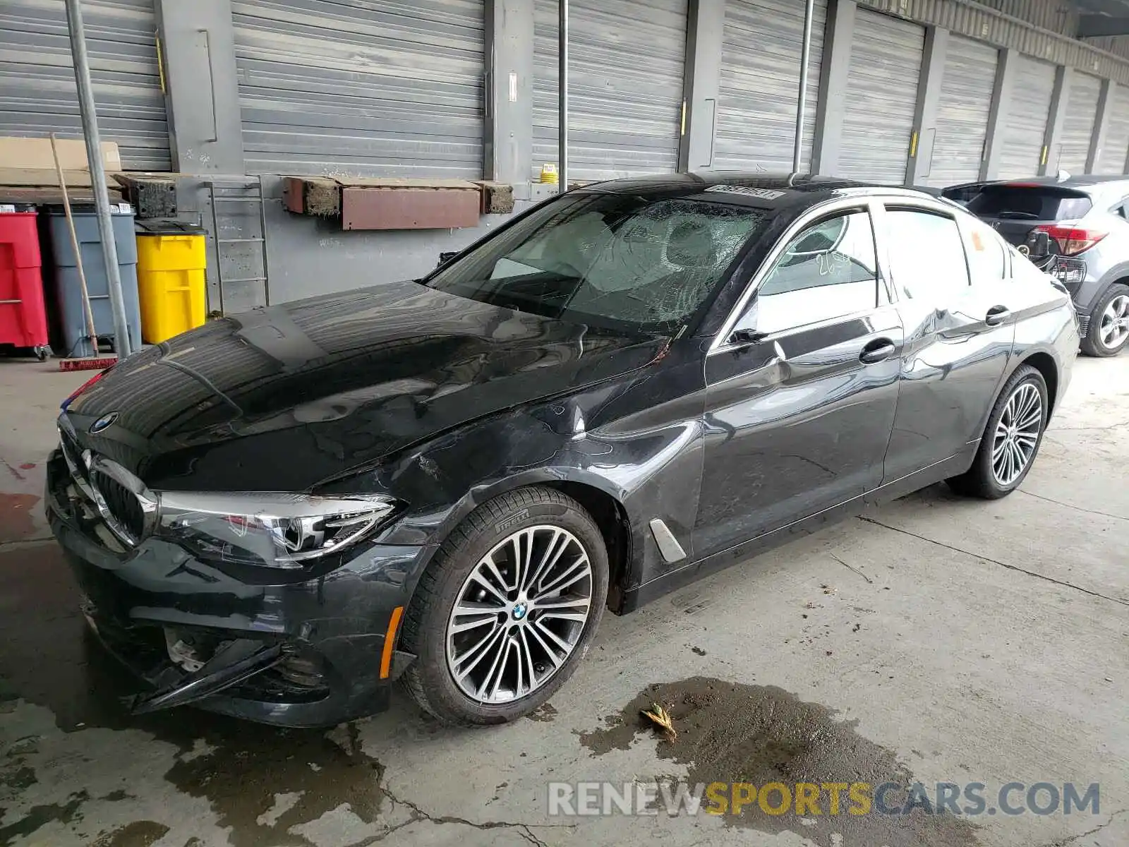 2 Фотография поврежденного автомобиля WBAJA5C53KBX88220 BMW 5 SERIES 2019