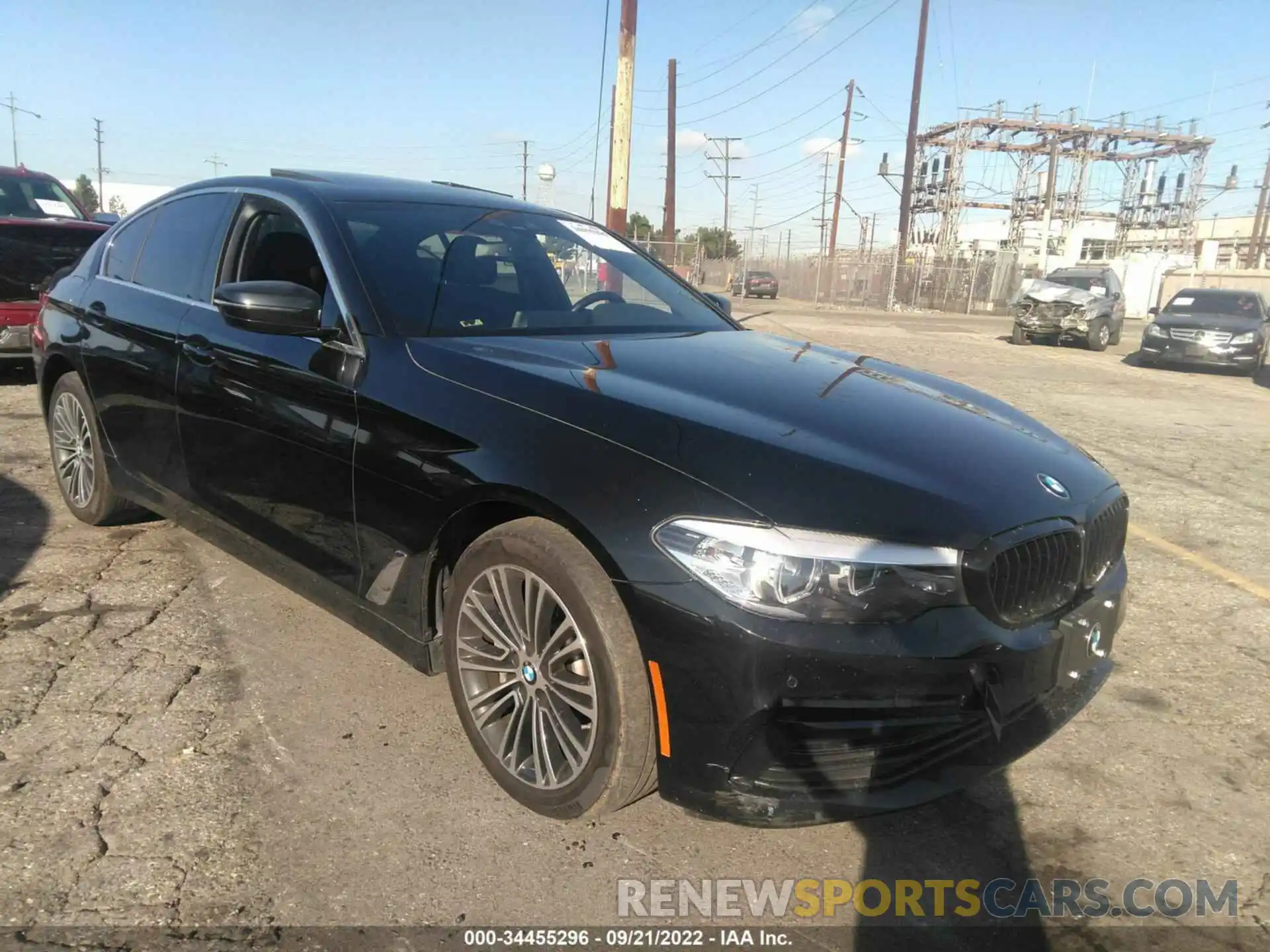 1 Photograph of a damaged car WBAJA5C53KG900789 BMW 5 SERIES 2019