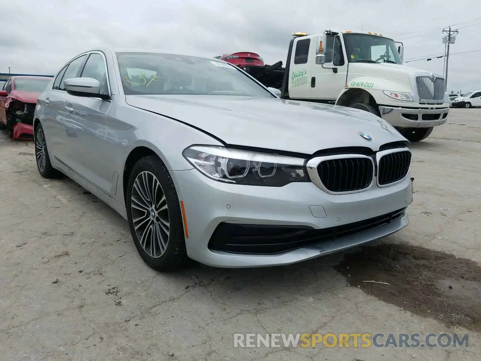 1 Photograph of a damaged car WBAJA5C53KG901201 BMW 5 SERIES 2019