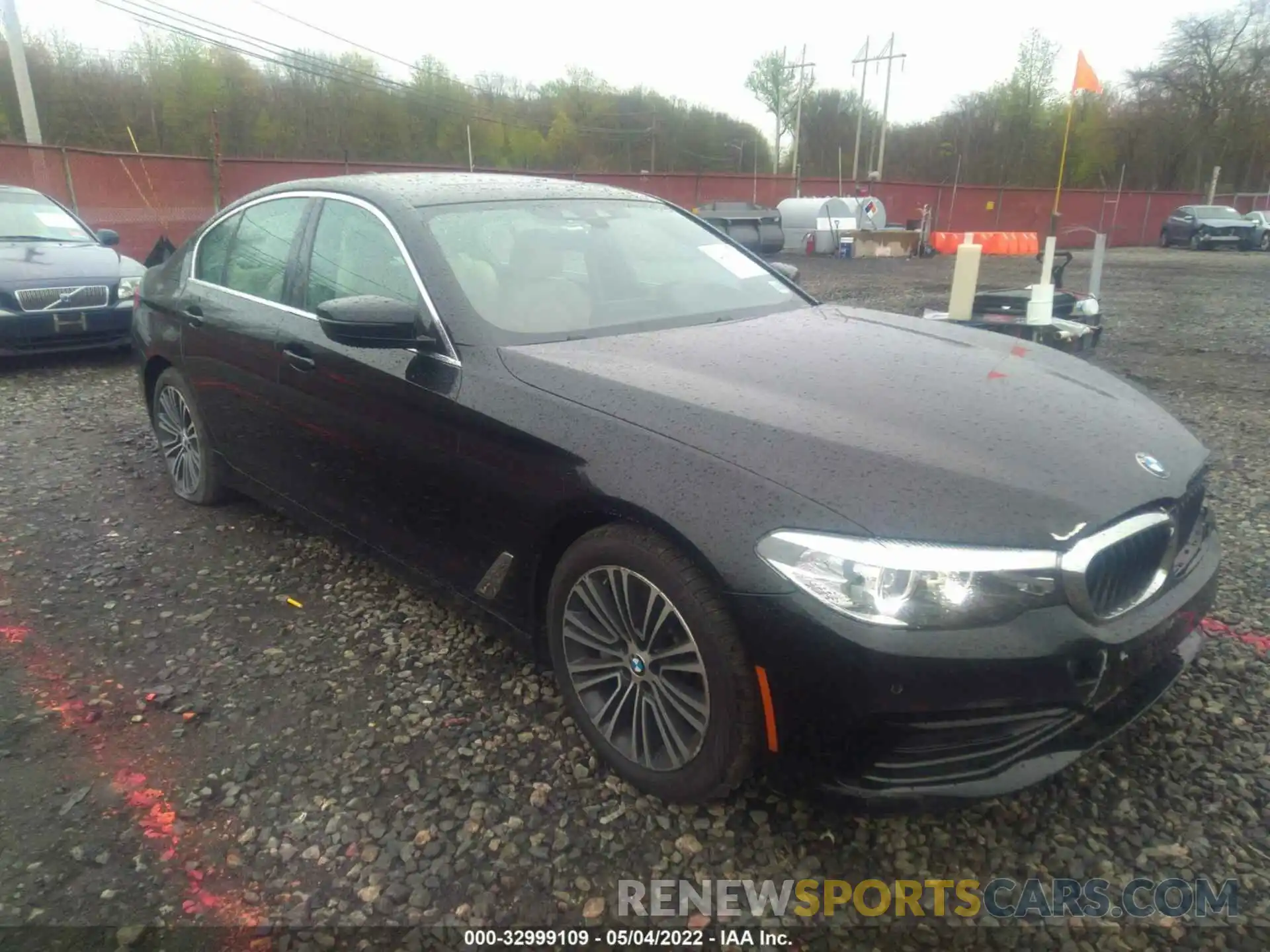 1 Photograph of a damaged car WBAJA5C53KWW18576 BMW 5 SERIES 2019