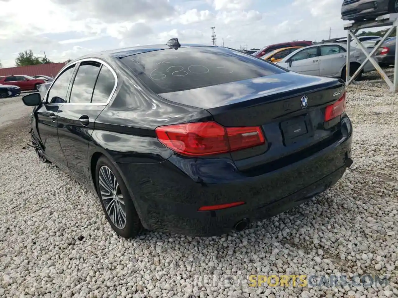 3 Фотография поврежденного автомобиля WBAJA5C54KBX46803 BMW 5 SERIES 2019