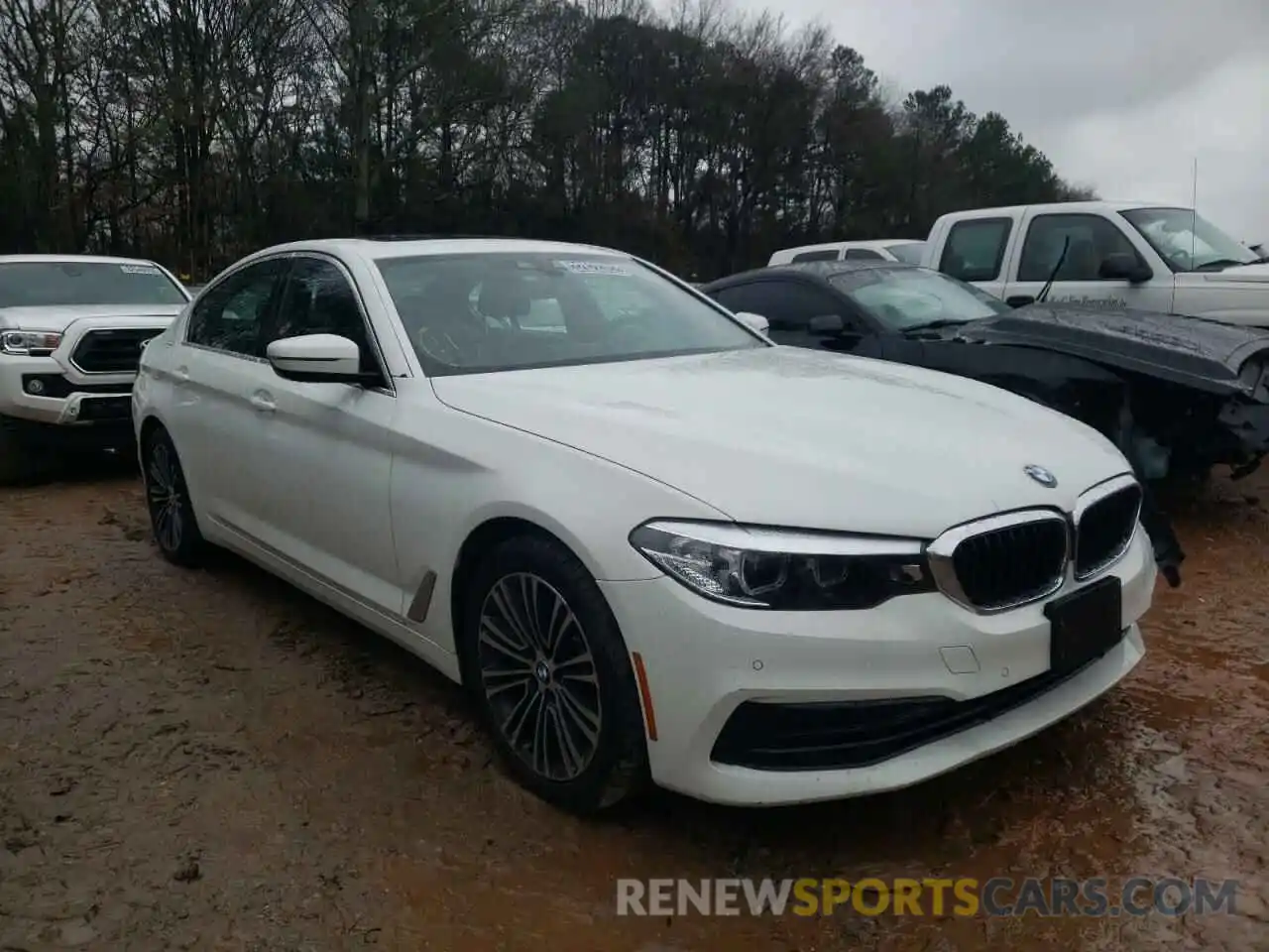 1 Photograph of a damaged car WBAJA5C54KBX46848 BMW 5 SERIES 2019