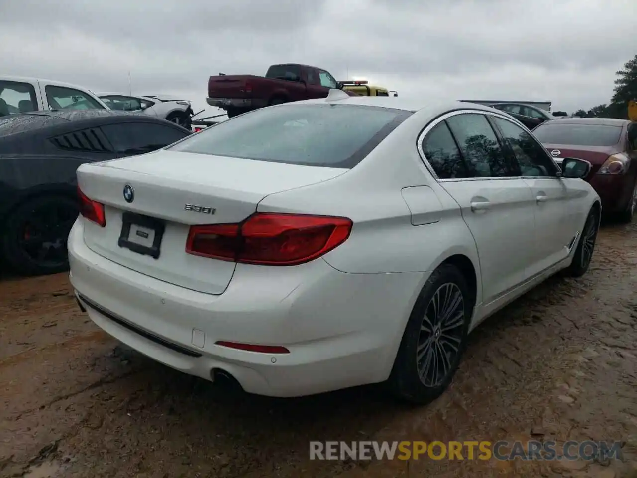 4 Photograph of a damaged car WBAJA5C54KBX46848 BMW 5 SERIES 2019