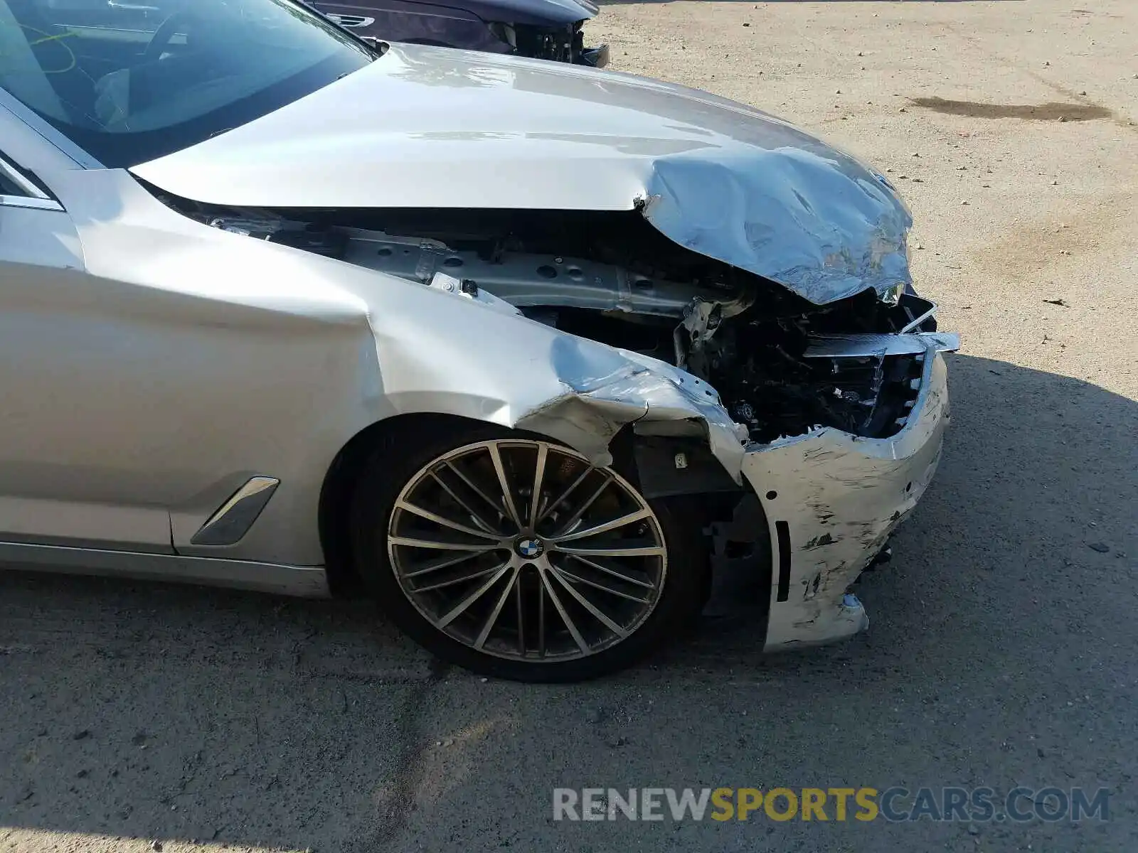 9 Photograph of a damaged car WBAJA5C54KBX87657 BMW 5 SERIES 2019