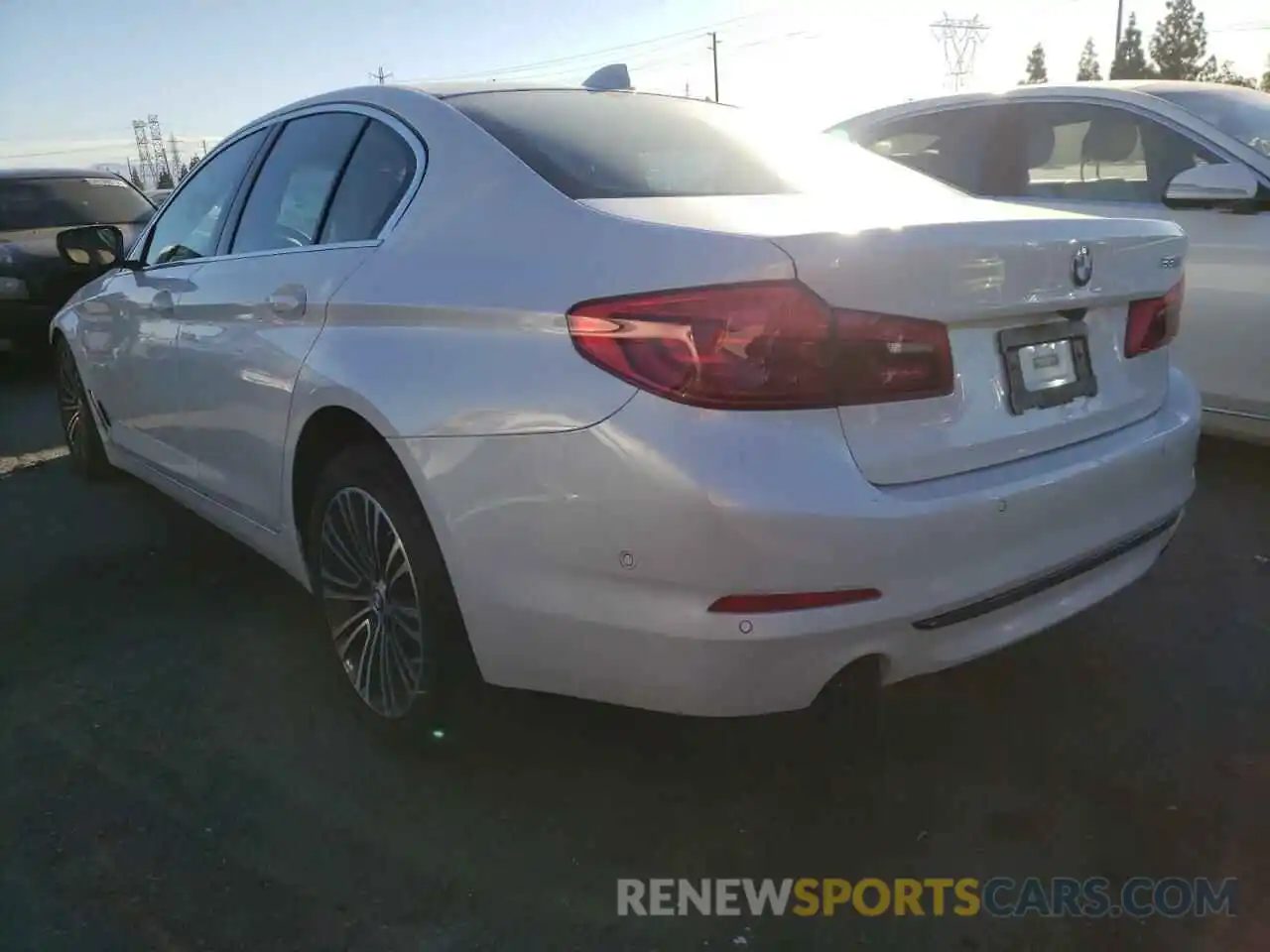 3 Photograph of a damaged car WBAJA5C54KWW04170 BMW 5 SERIES 2019