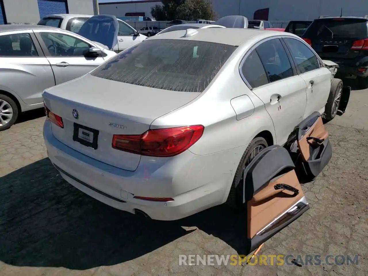 4 Photograph of a damaged car WBAJA5C54KWW09420 BMW 5 SERIES 2019