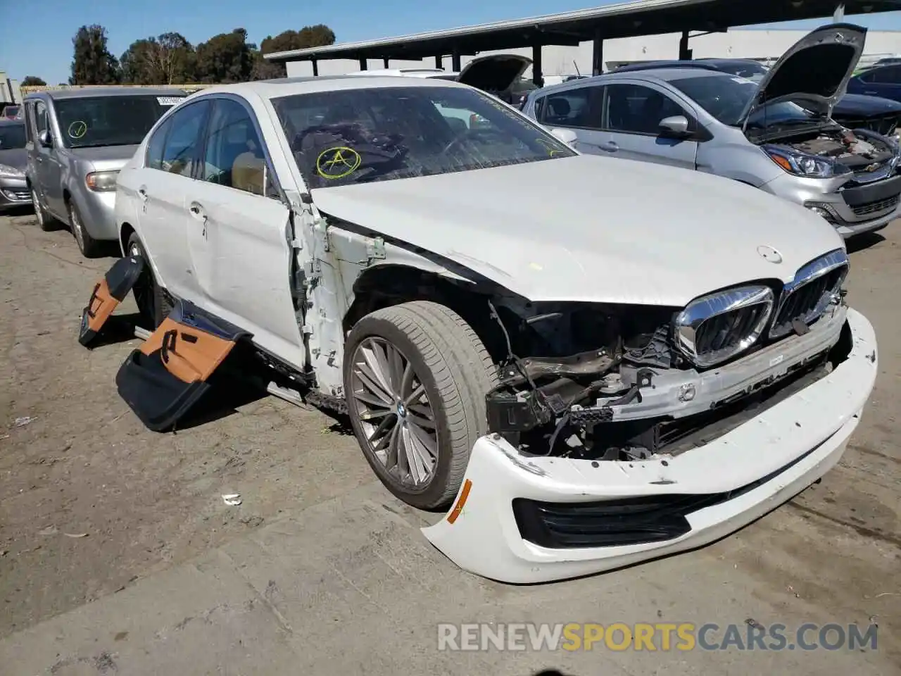 9 Photograph of a damaged car WBAJA5C54KWW09420 BMW 5 SERIES 2019