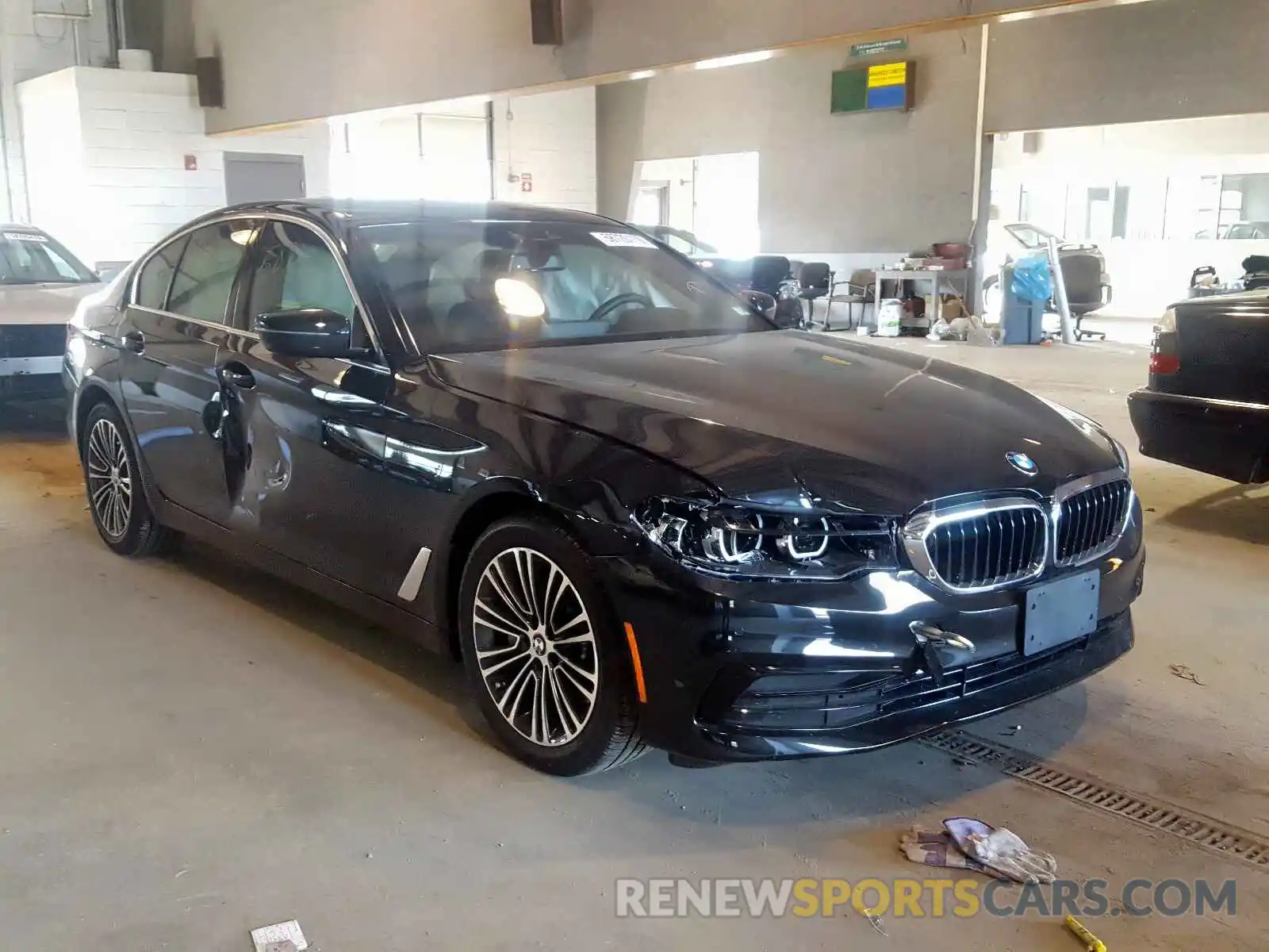 1 Photograph of a damaged car WBAJA5C54KWW20093 BMW 5 SERIES 2019