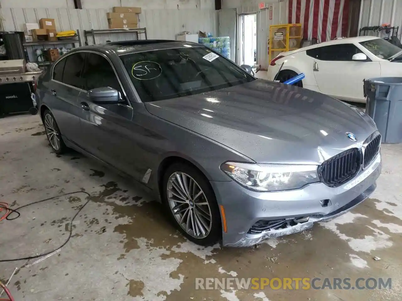 1 Photograph of a damaged car WBAJA5C54KWW26833 BMW 5 SERIES 2019