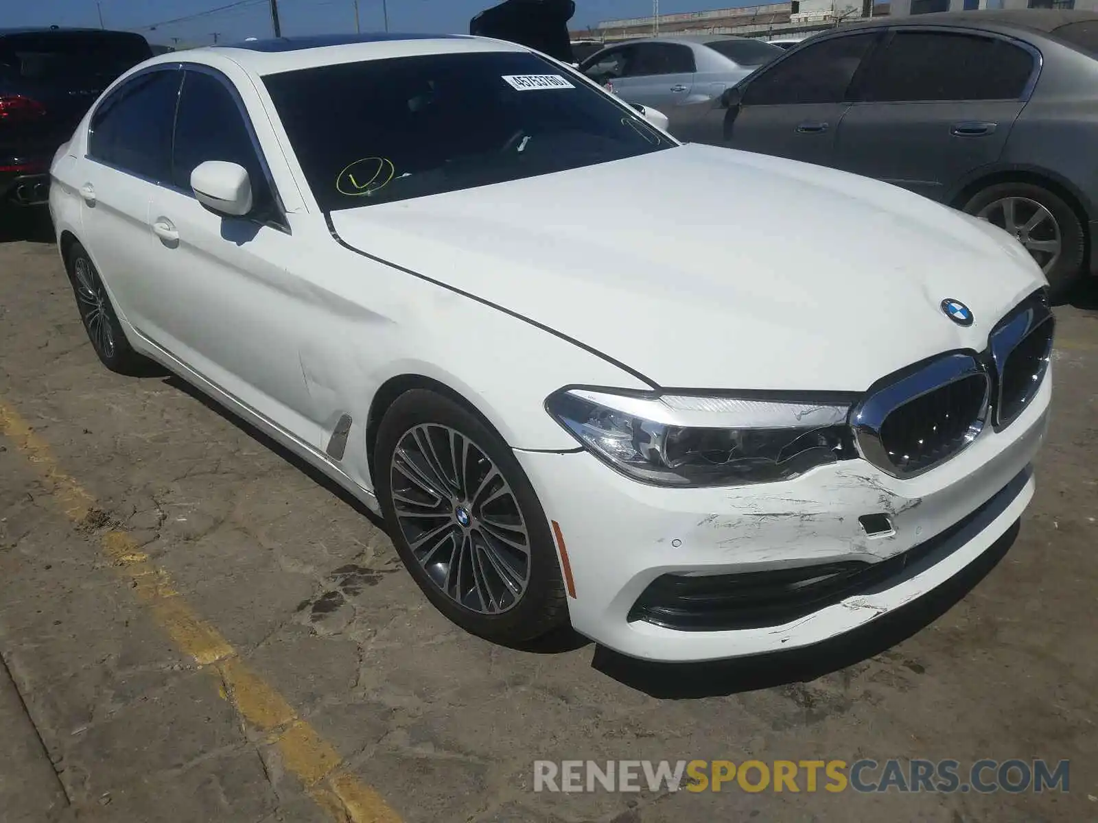 1 Photograph of a damaged car WBAJA5C55KBX46762 BMW 5 SERIES 2019