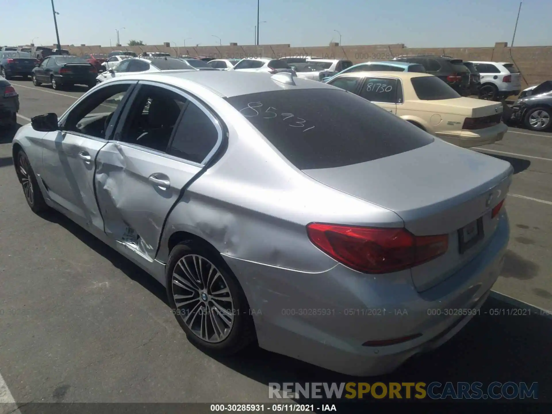 3 Photograph of a damaged car WBAJA5C55KBX46891 BMW 5 SERIES 2019