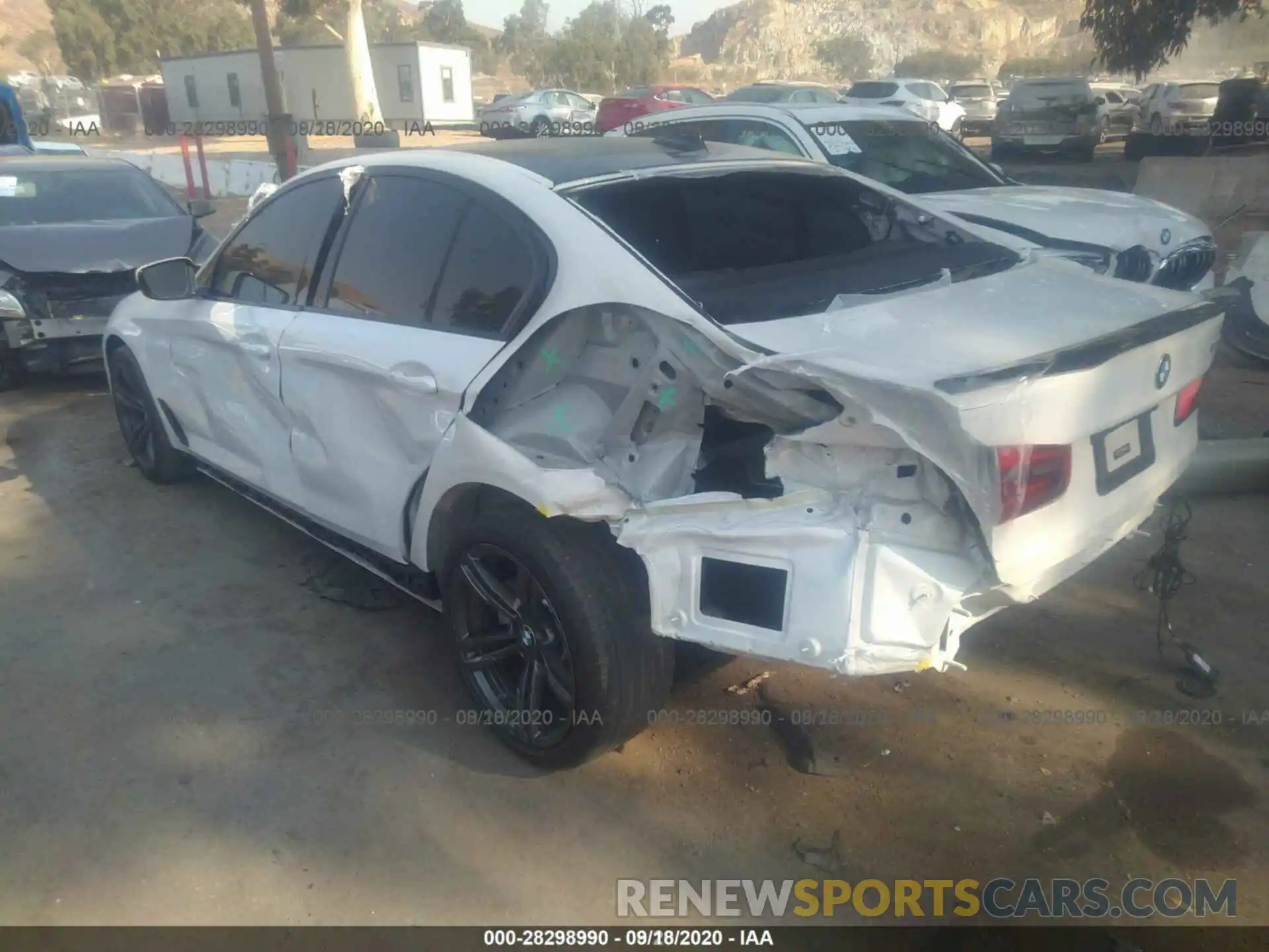 14 Photograph of a damaged car WBAJA5C55KBX49094 BMW 5 SERIES 2019