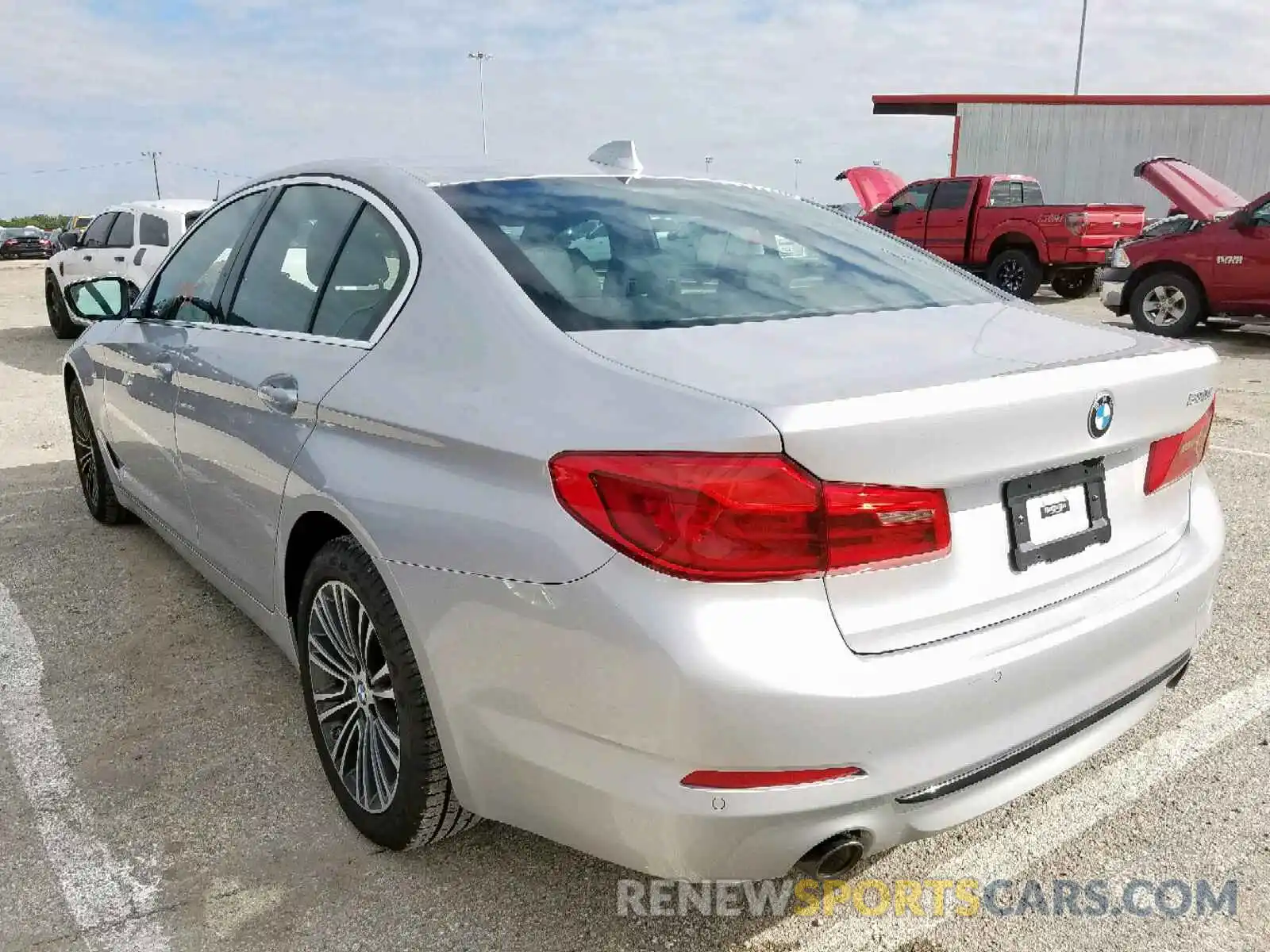 3 Photograph of a damaged car WBAJA5C55KBX86341 BMW 5 SERIES 2019