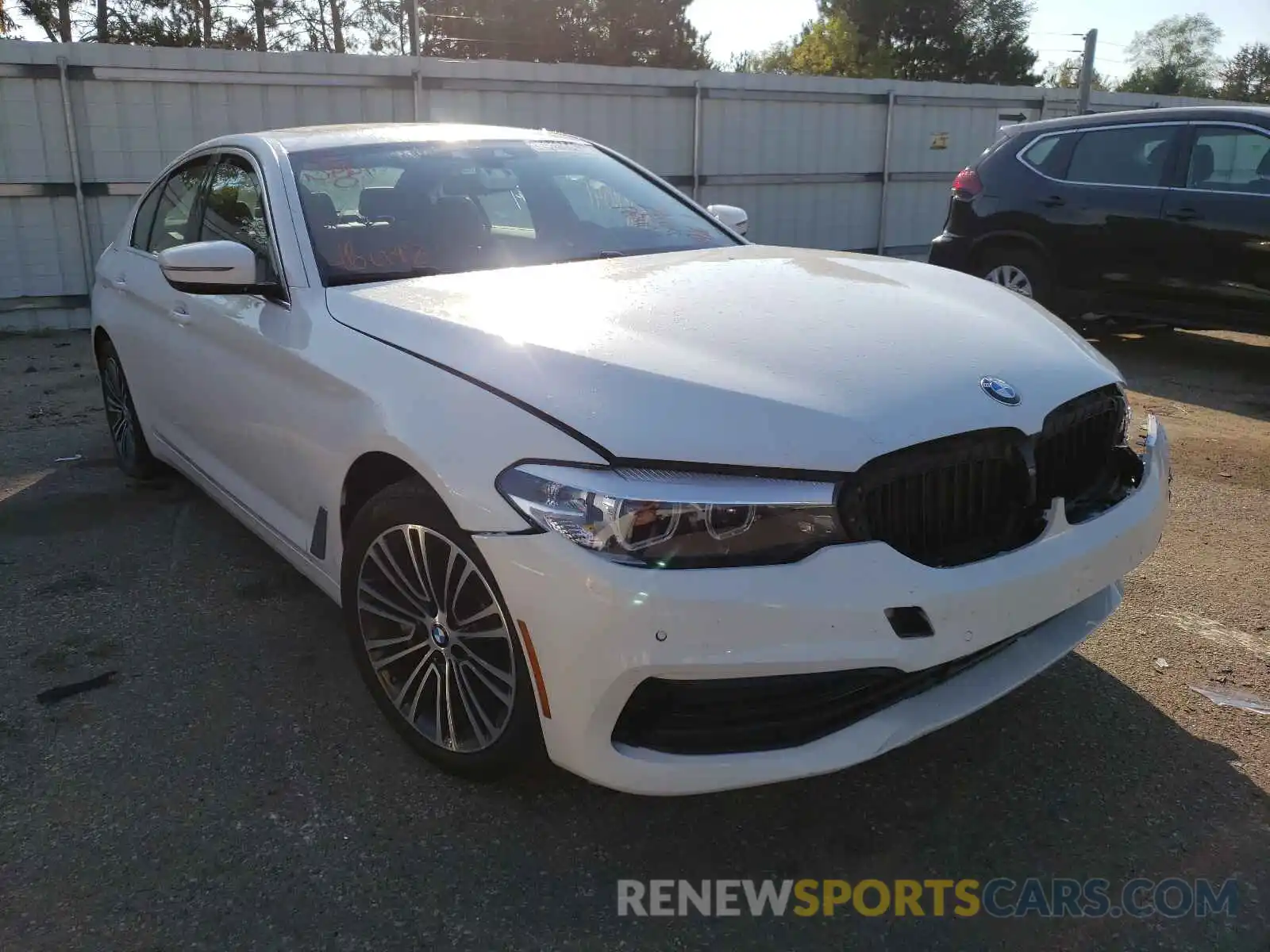 1 Photograph of a damaged car WBAJA5C55KBX87537 BMW 5 SERIES 2019