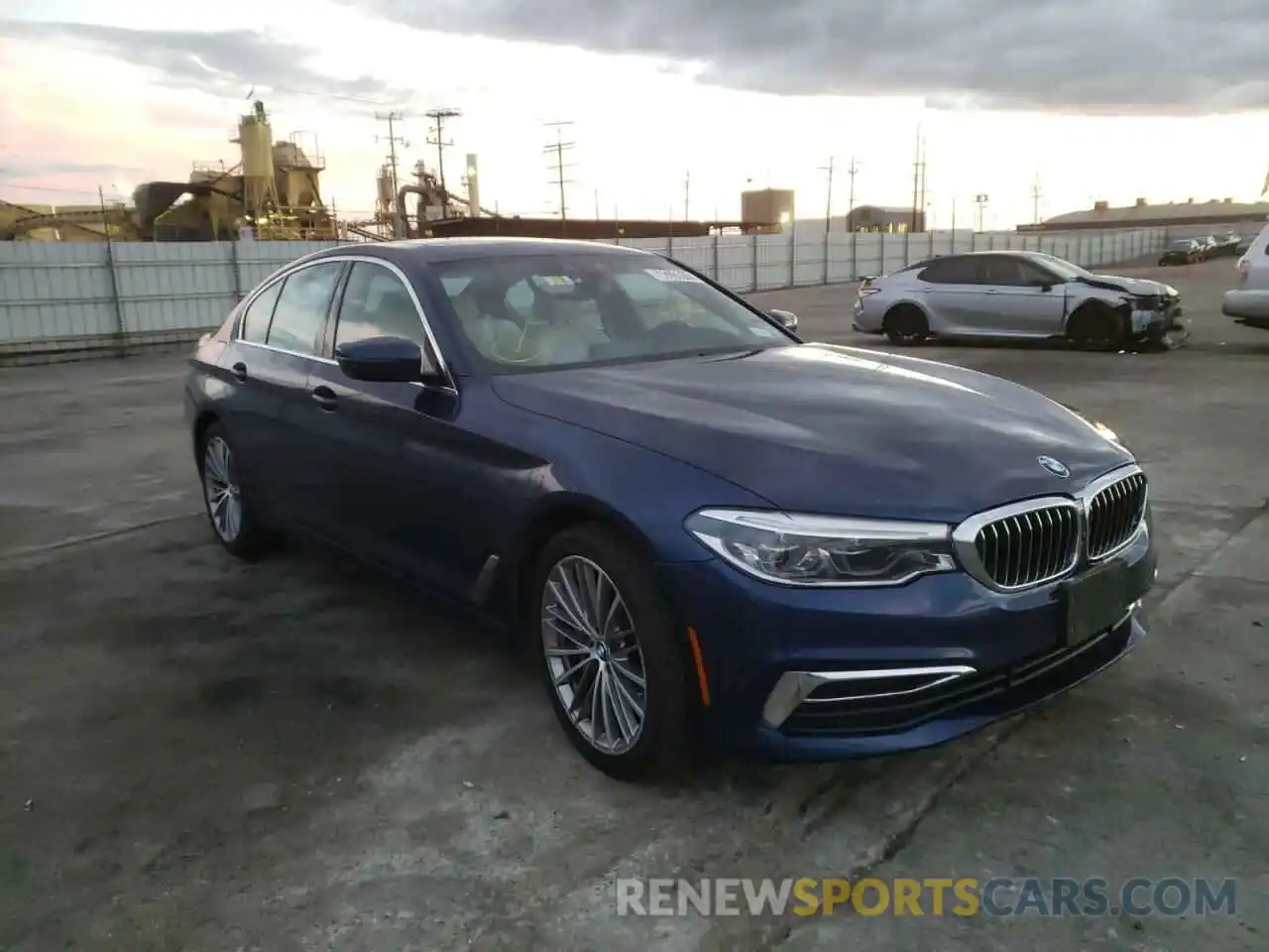 1 Фотография поврежденного автомобиля WBAJA5C55KBX87554 BMW 5 SERIES 2019