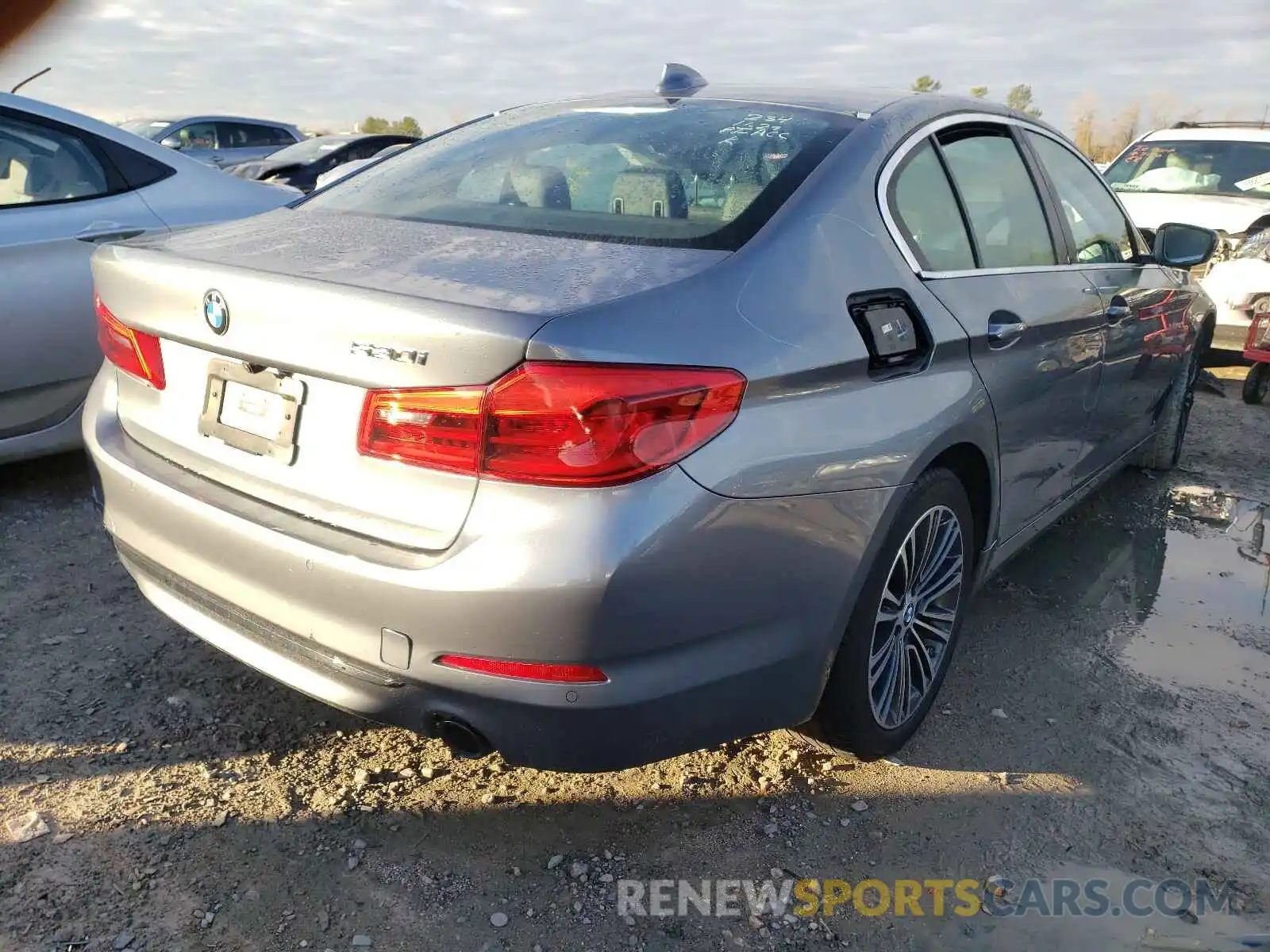 4 Photograph of a damaged car WBAJA5C55KBX88218 BMW 5 SERIES 2019