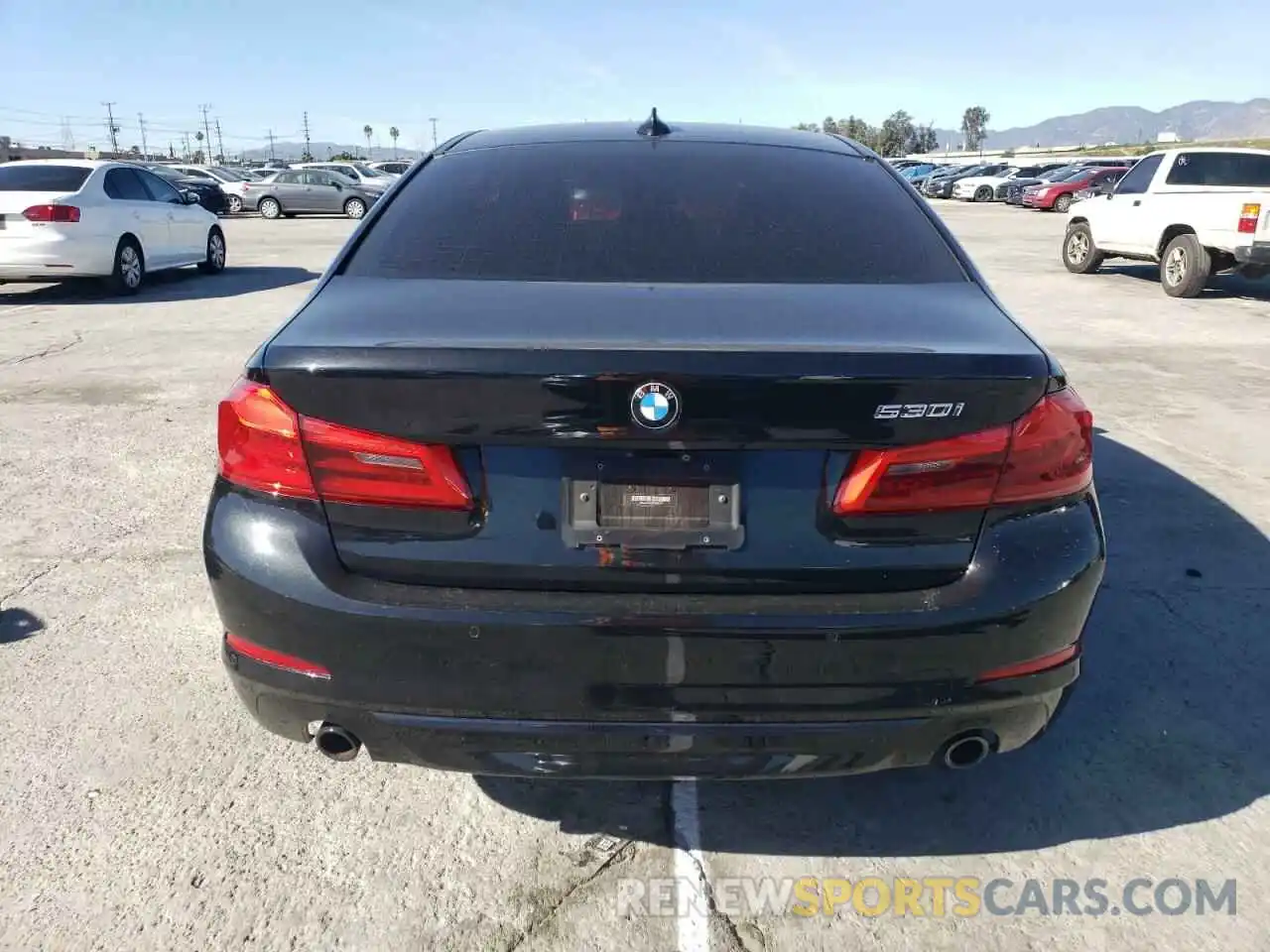 6 Photograph of a damaged car WBAJA5C55KG901197 BMW 5 SERIES 2019