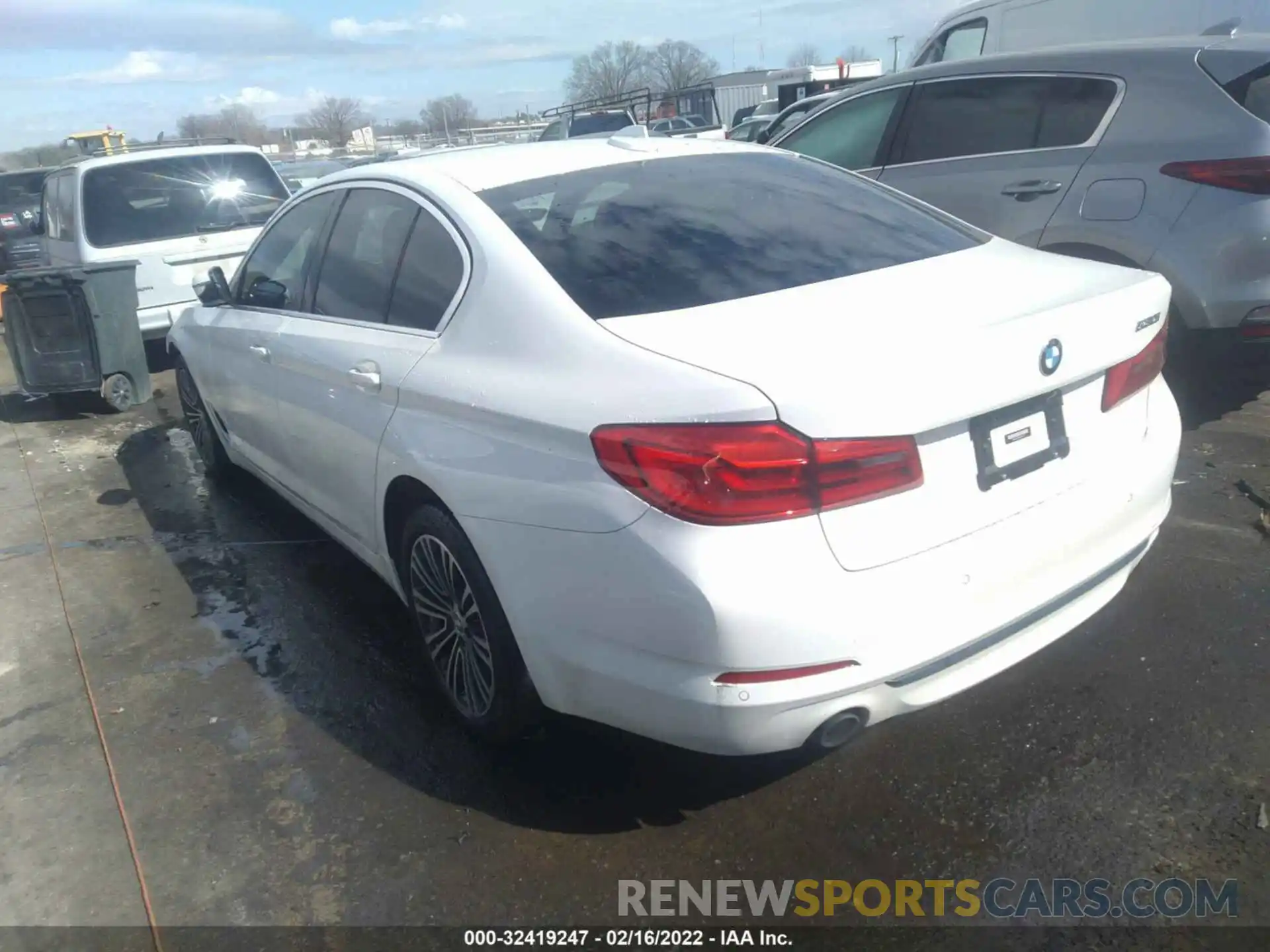 3 Photograph of a damaged car WBAJA5C55KWA57977 BMW 5 SERIES 2019