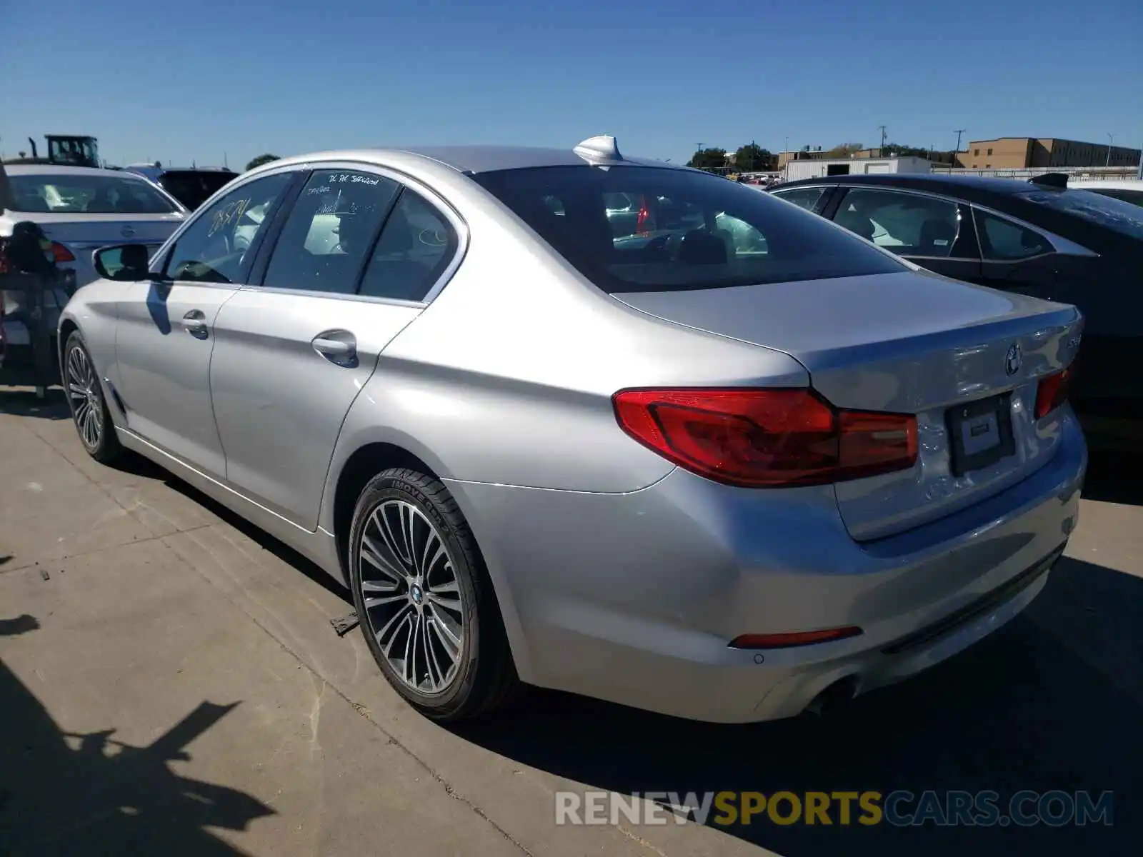 3 Photograph of a damaged car WBAJA5C55KWW07403 BMW 5 SERIES 2019