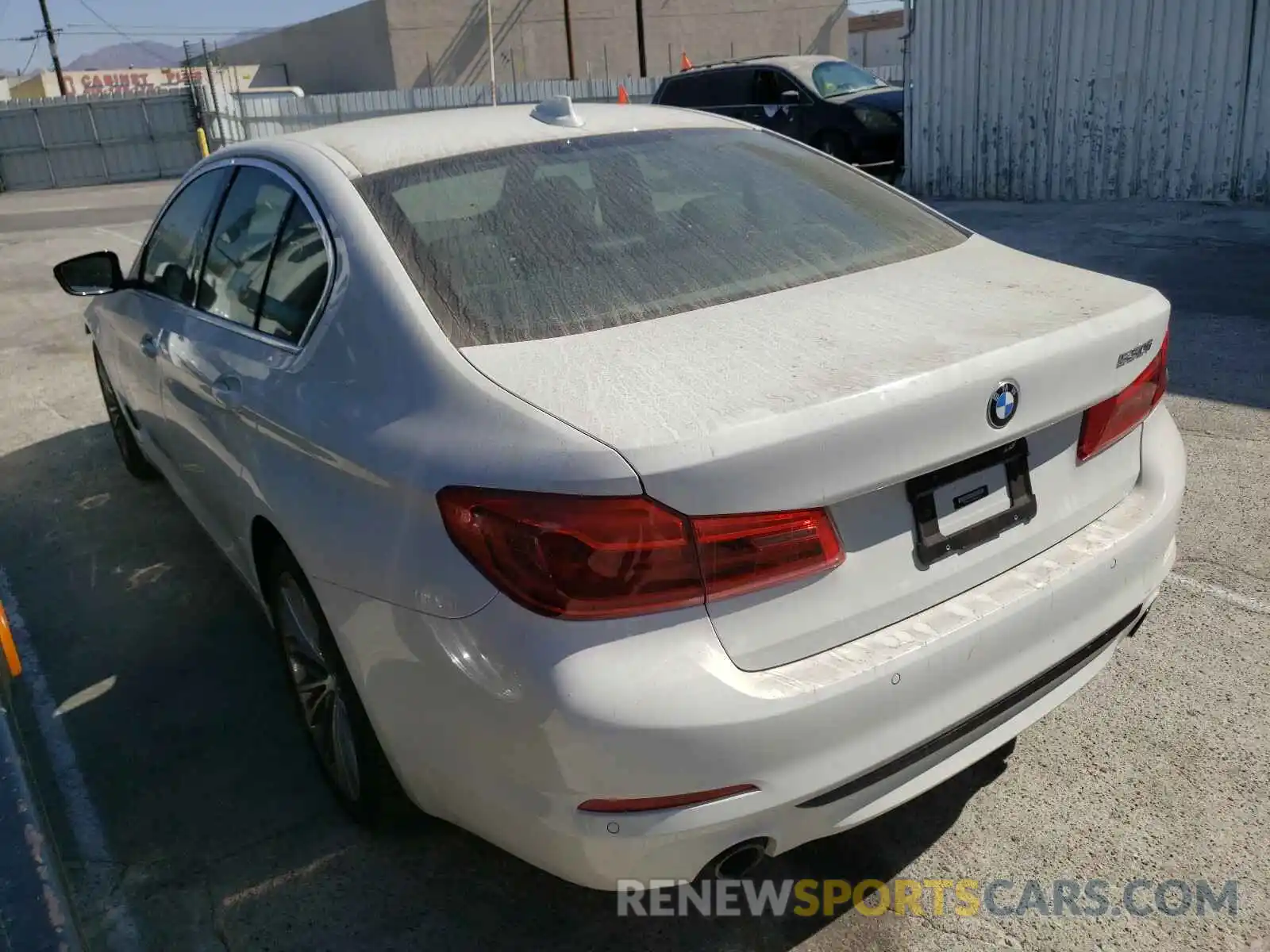 3 Фотография поврежденного автомобиля WBAJA5C55KWW09376 BMW 5 SERIES 2019