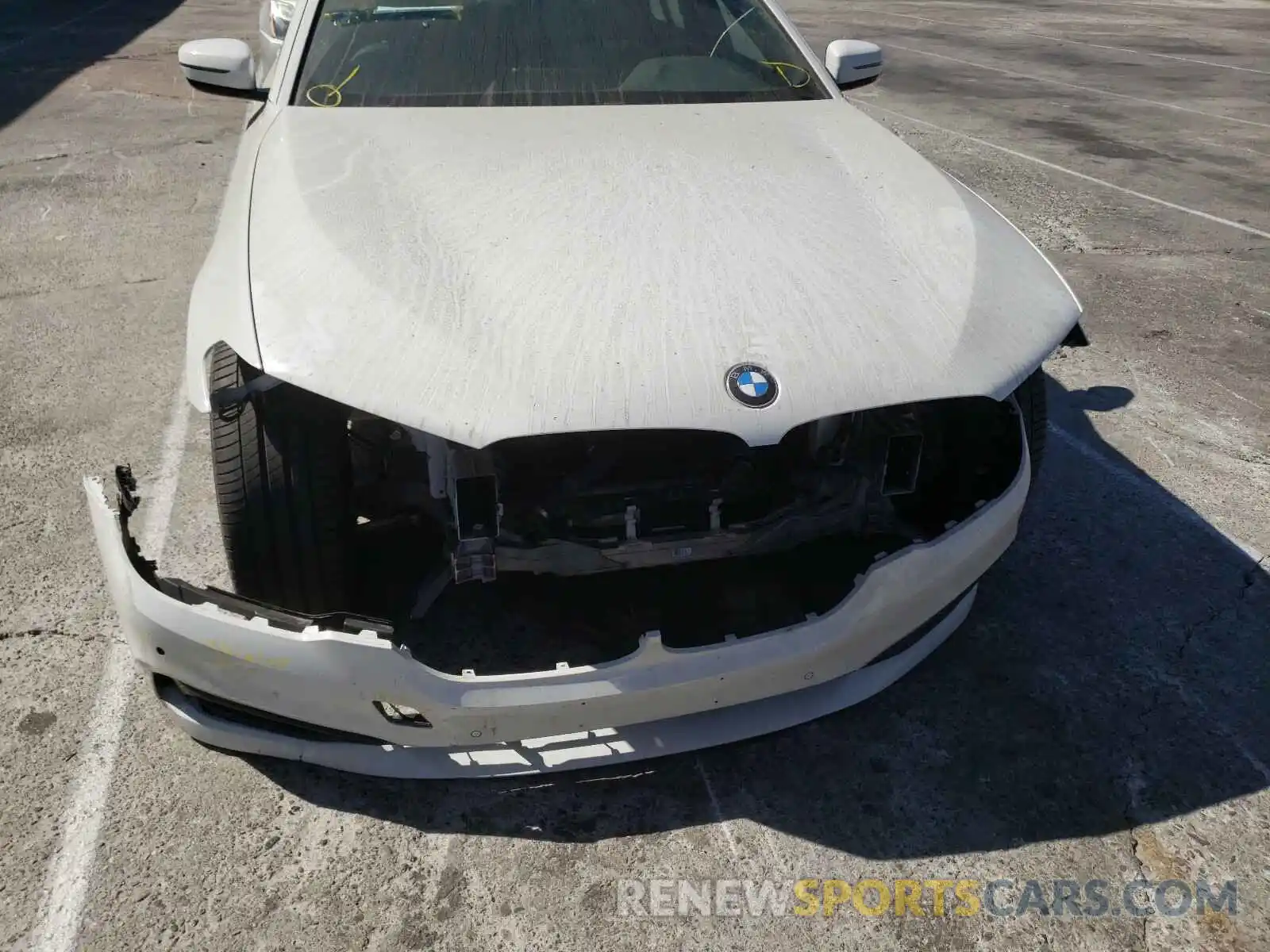 9 Фотография поврежденного автомобиля WBAJA5C55KWW09376 BMW 5 SERIES 2019