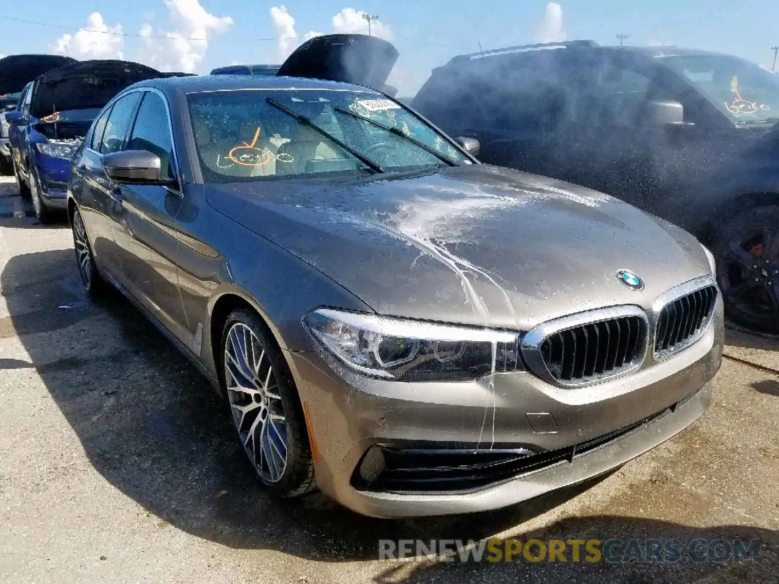 1 Photograph of a damaged car WBAJA5C55KWW09863 BMW 5 SERIES 2019